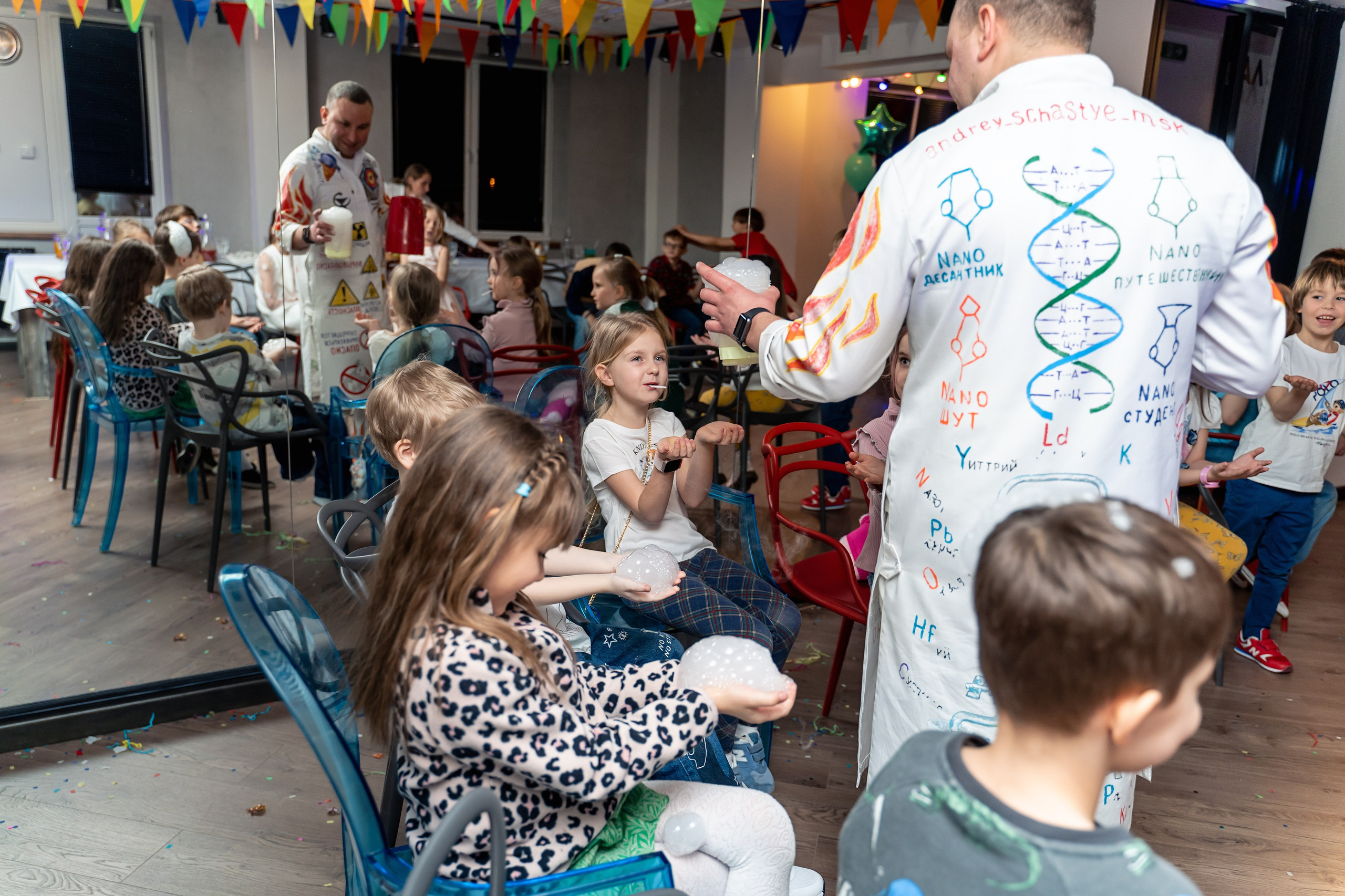 Фотограф на детский день рождения Москва. Фотограф \ Видеограф на Крещение, Венчание Москва| Семейные съемки