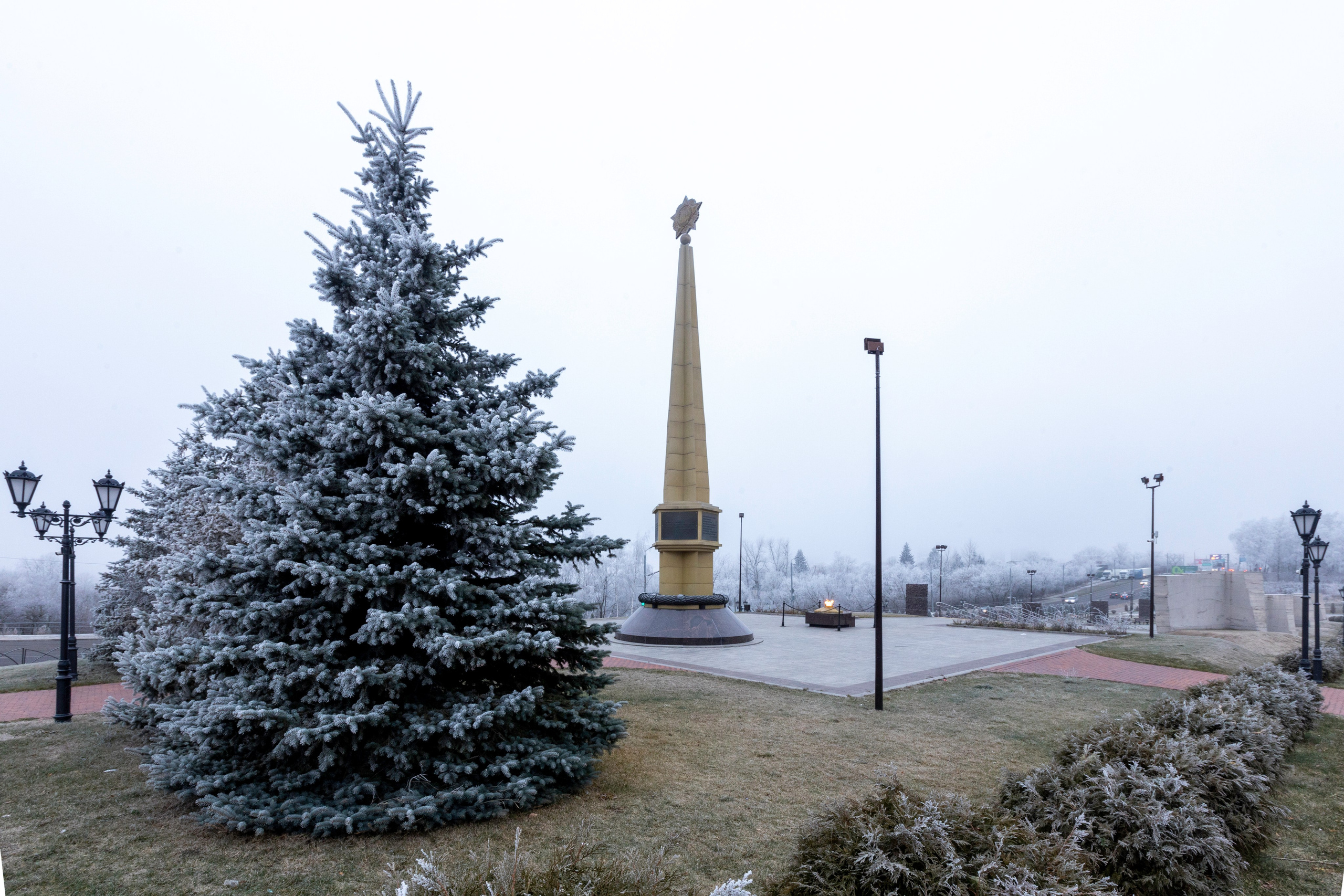 Иней — Менделеевский. Мемориалы Героям Великой Отечественной Войны. Фотограф в Туле Крупский АнДРей. Фотостудия «КАДР71» в Туле