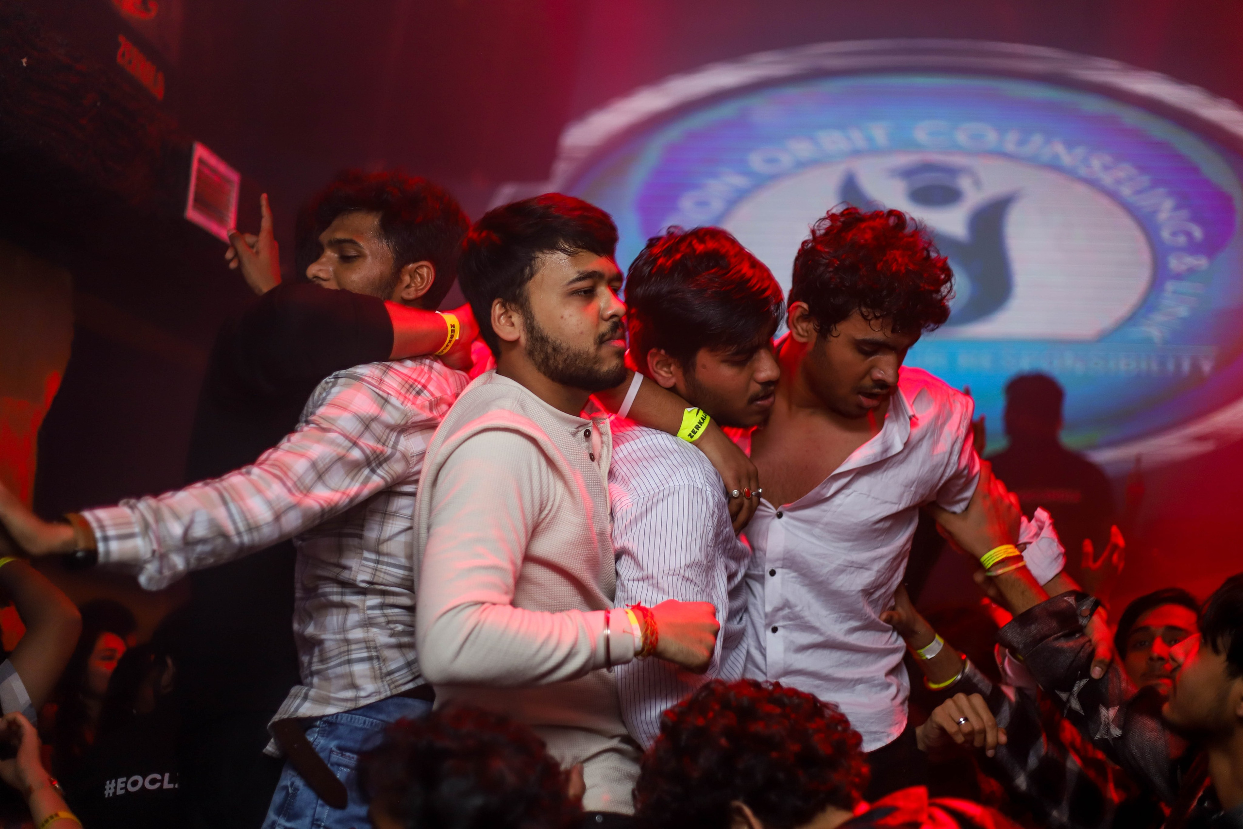 Вечеринки. Фотограф Ксения Монахова