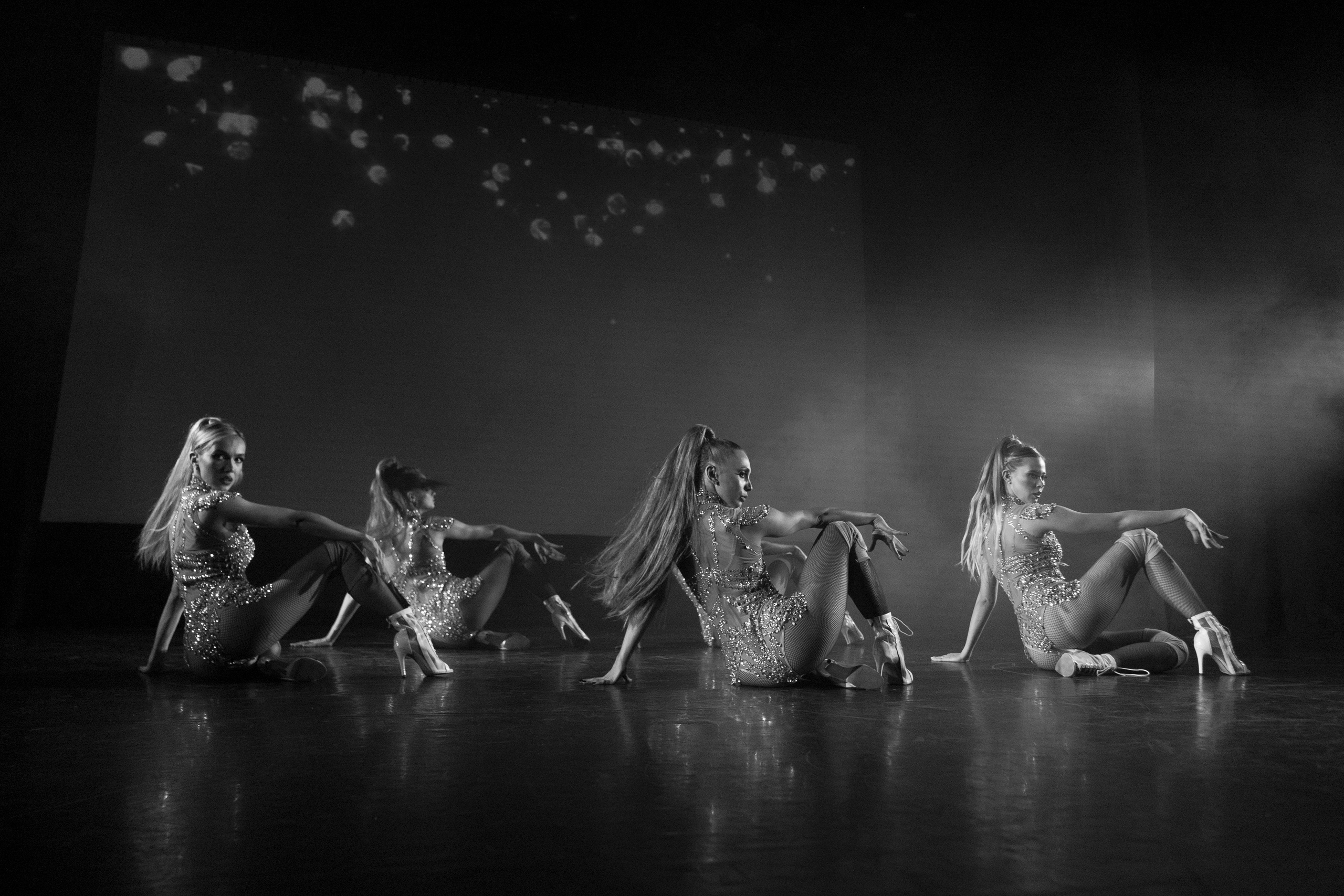 Танцевальное шоу. Свадебный фотограф в Москве Кристина Чехова