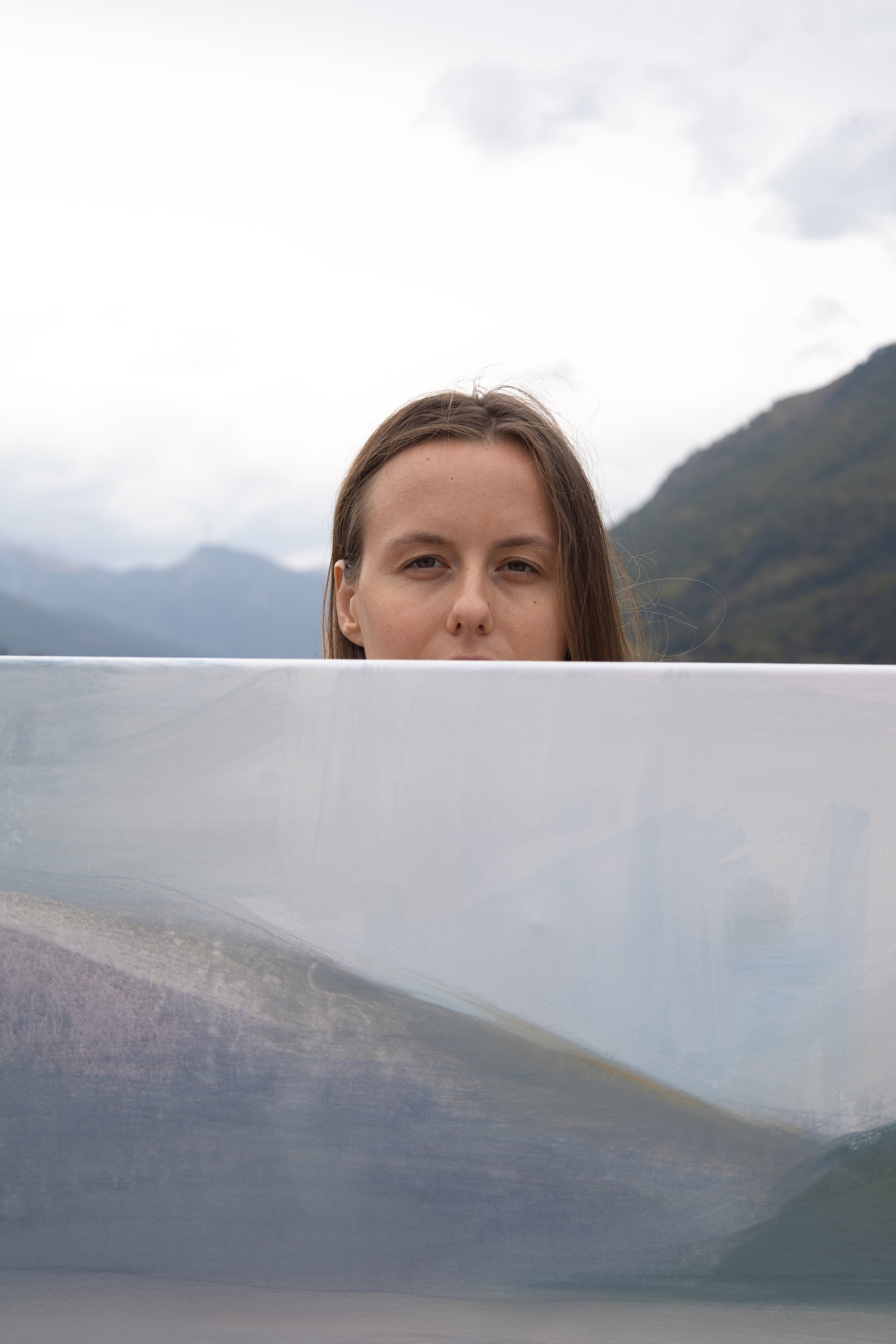 Artist photo for website Montenegro. Фотограф в Черногории — семейная фотосессия с детьми, лавстори,