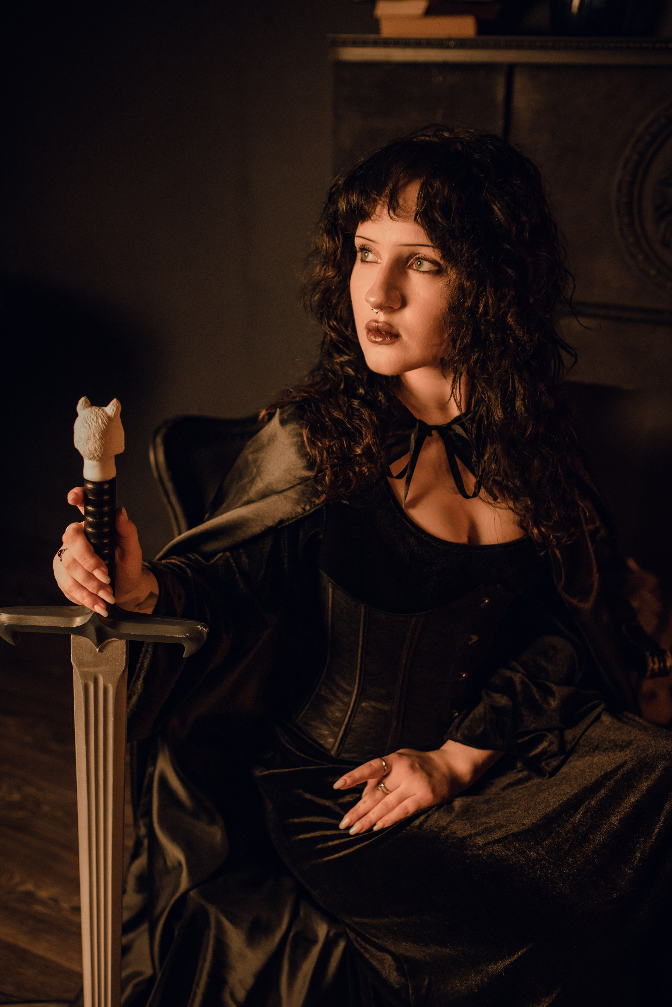 Портретная фотосессия в Санкт-Петербурге, легкая задумчивость