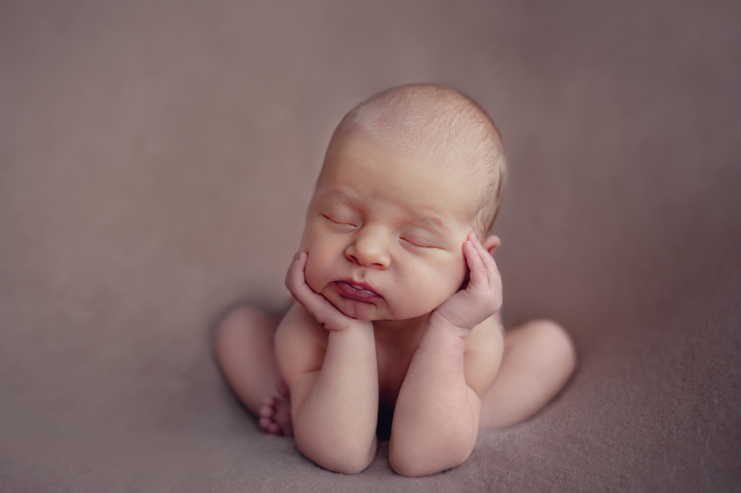 Новорождённые. Фотограф новорождённых в Москве и Московской области