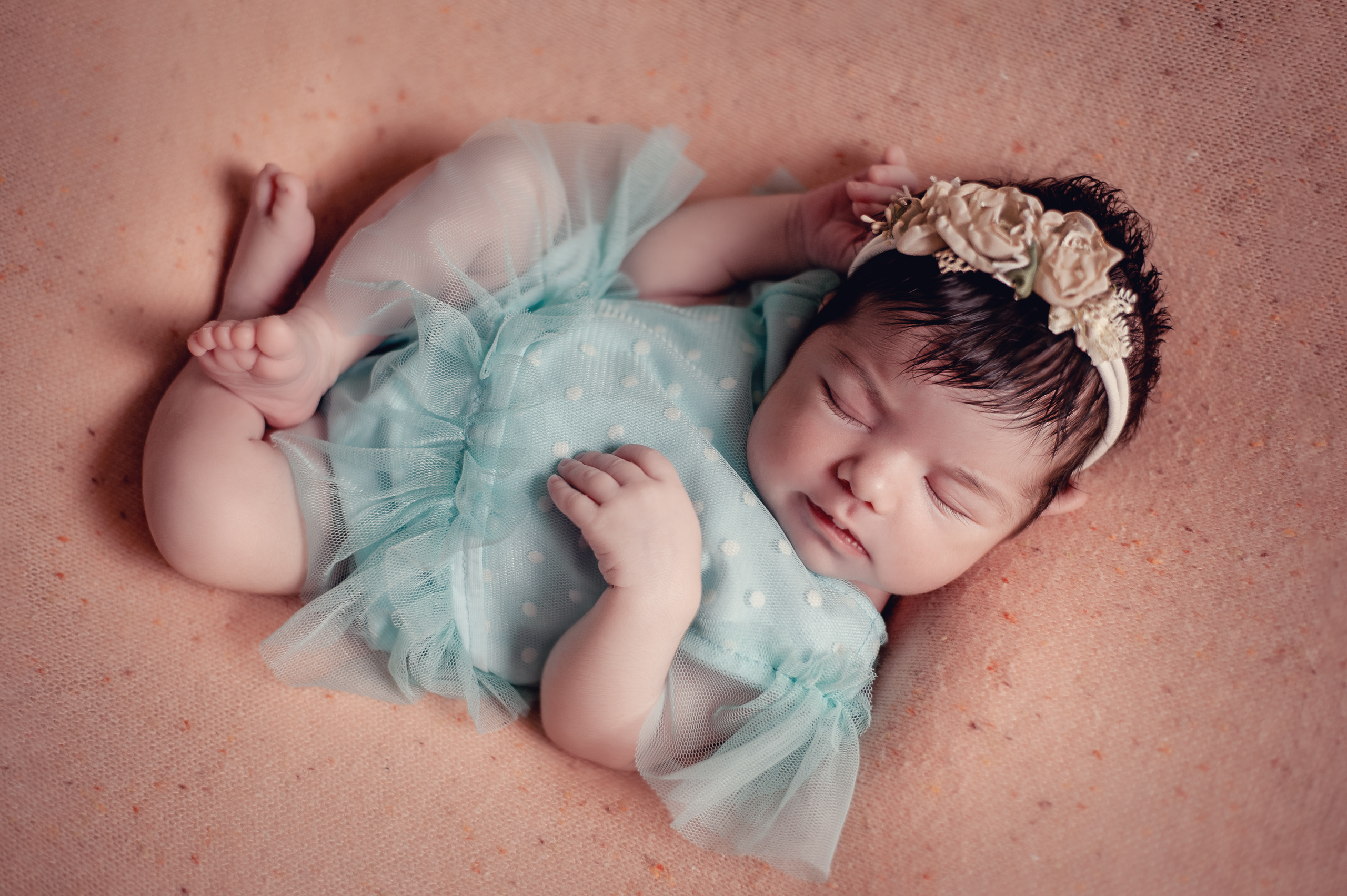 Новорождённые. Фотограф новорождённых в Москве и Московской области