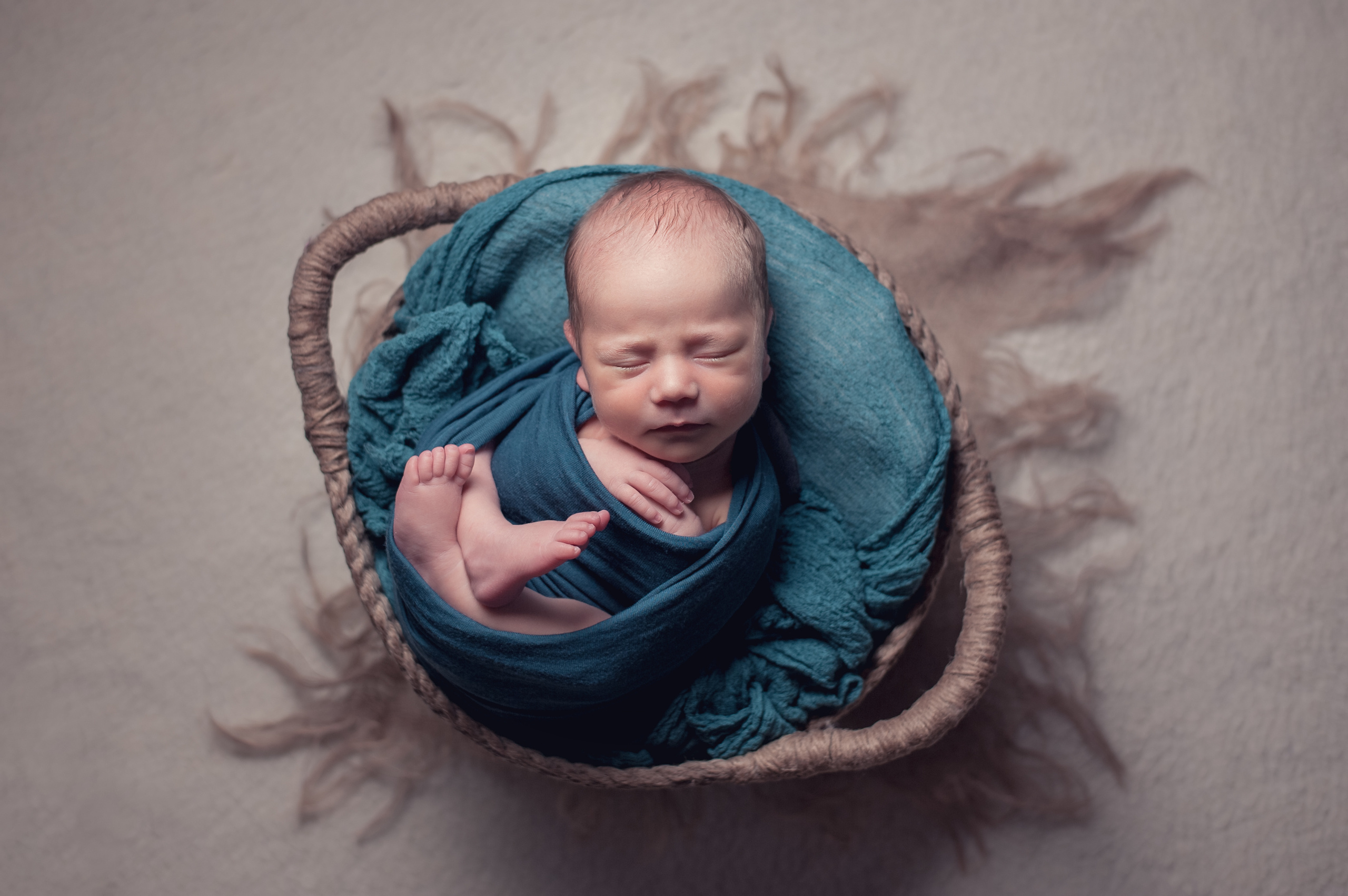 Новорождённые. Фотограф новорождённых в Москве и Московской области