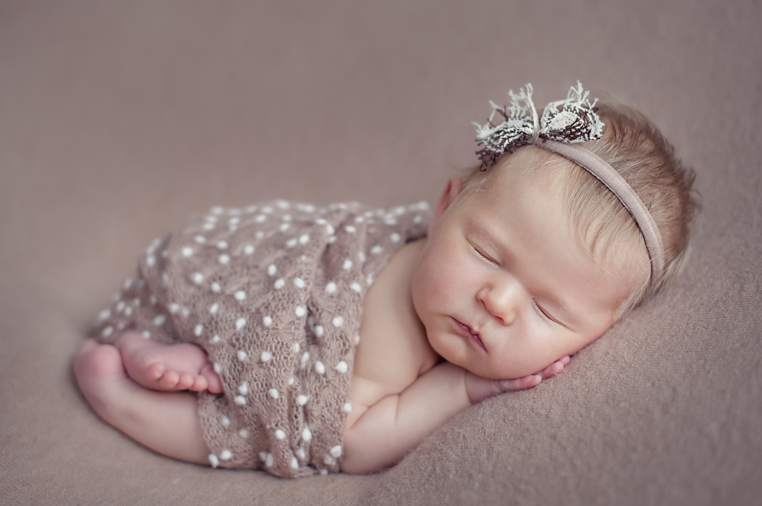 Новорождённые. Фотограф новорождённых в Москве и Московской области