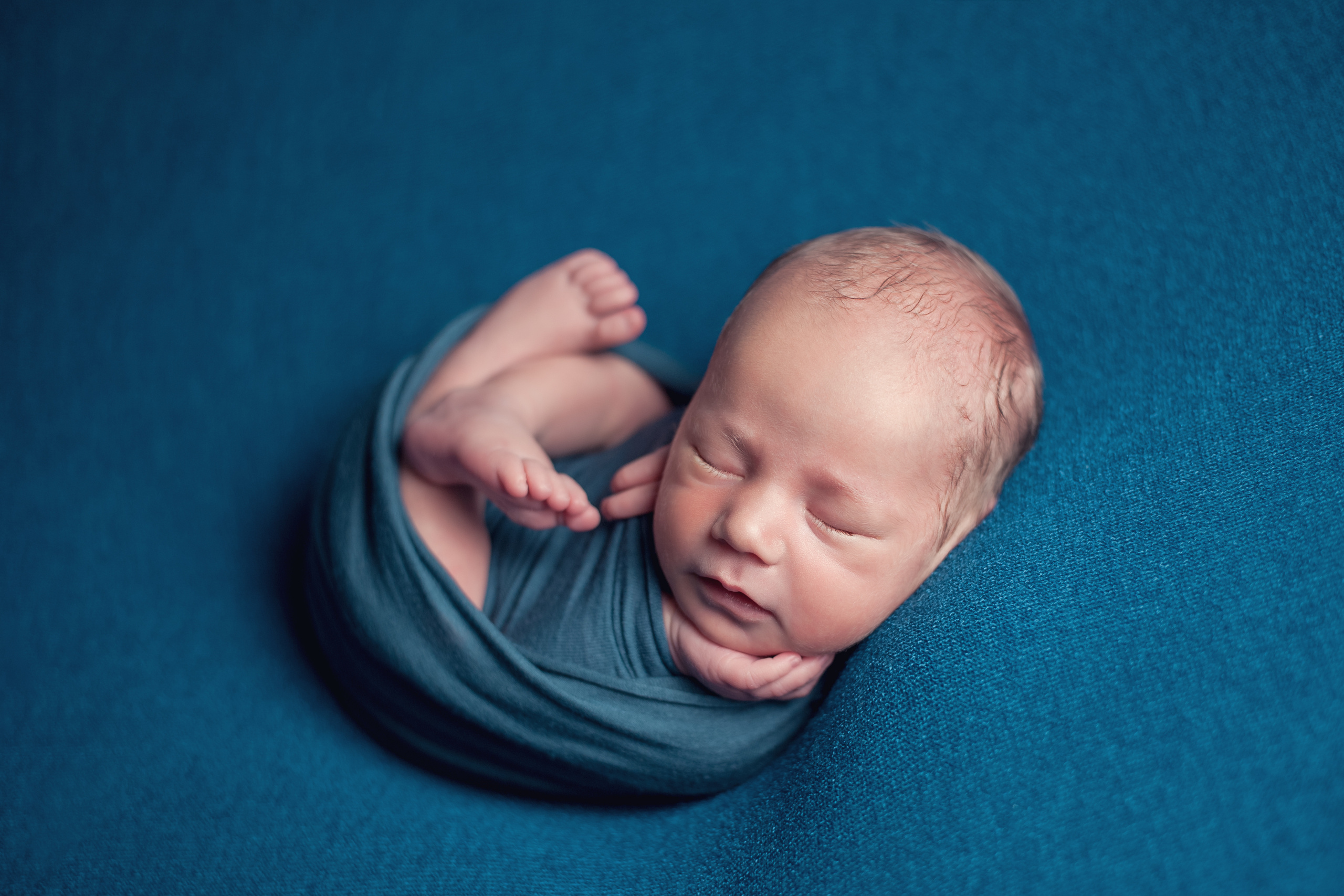 Новорождённые. Фотограф новорождённых в Москве и Московской области