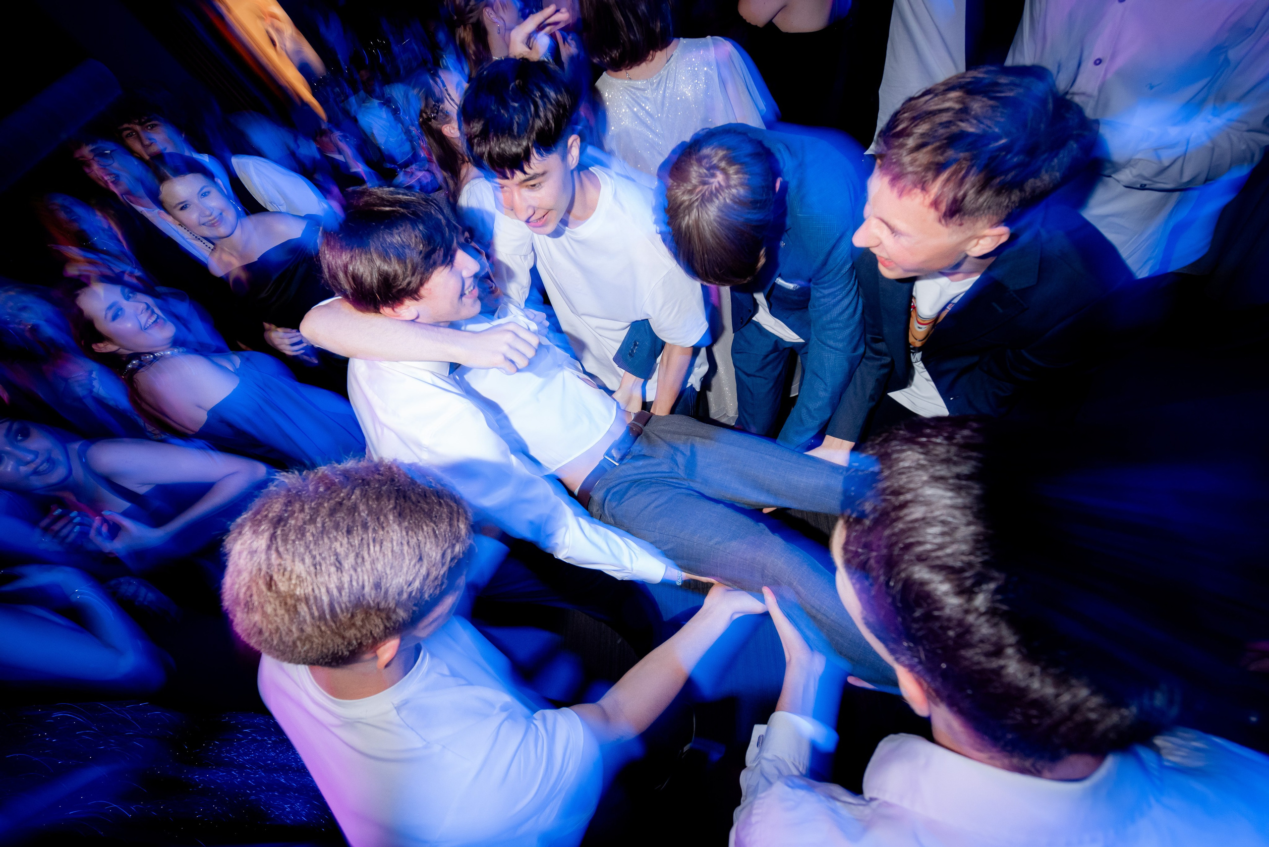 5 Лицей. Вручение и Банкет. Музкомедия и Сити Холл. Фотограф в Волгограде и Волжском Александр Горбань