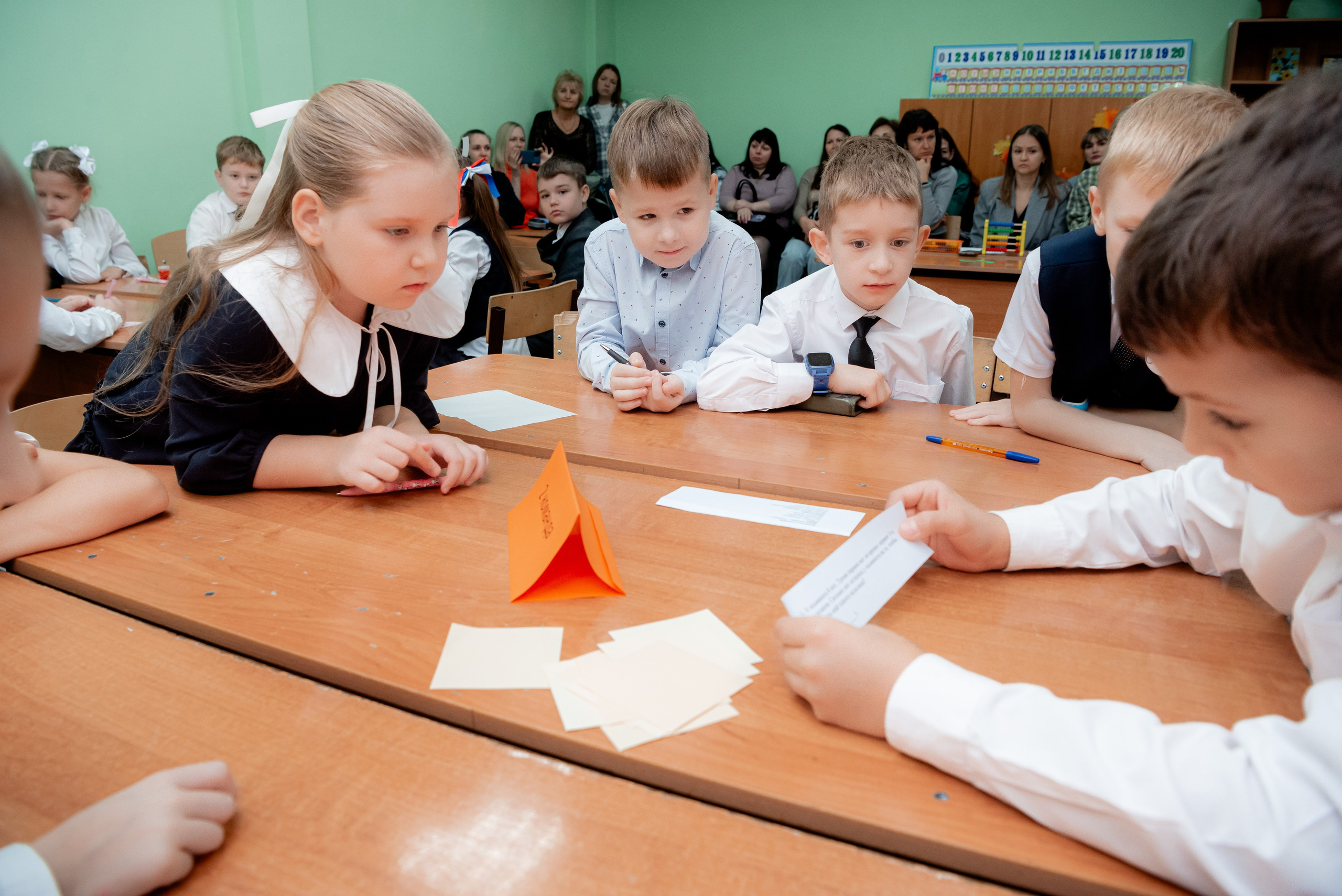 Открытый урок первоклашек в Школе. Фотограф в Волгограде и Волжском Александр Горбань