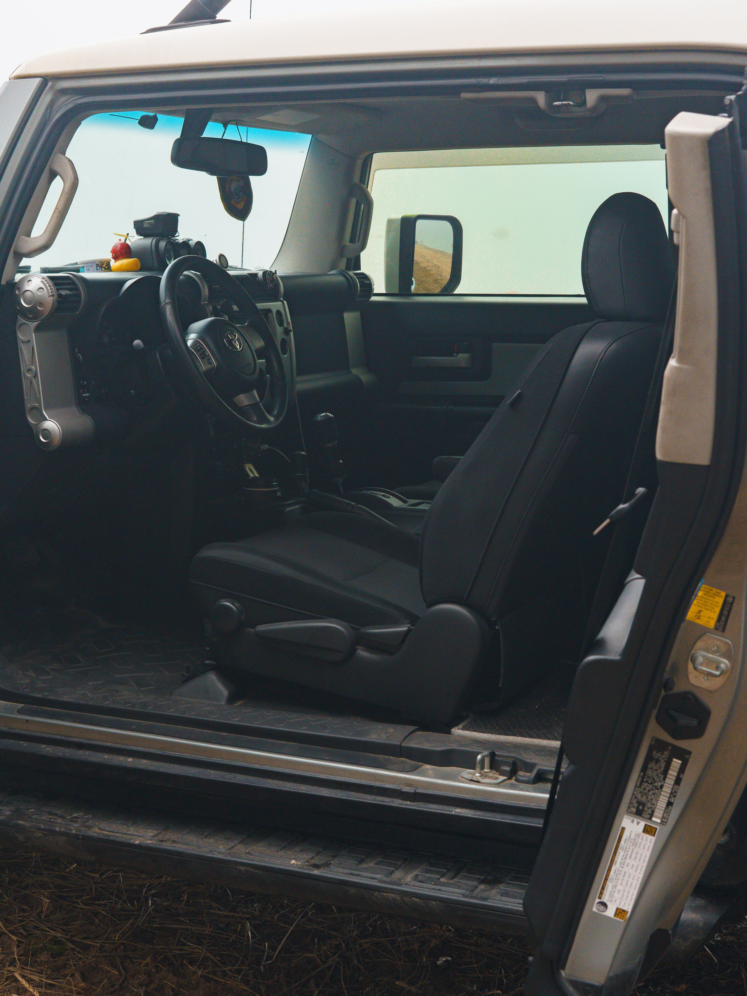 Салон Toyota FJ Cruiser