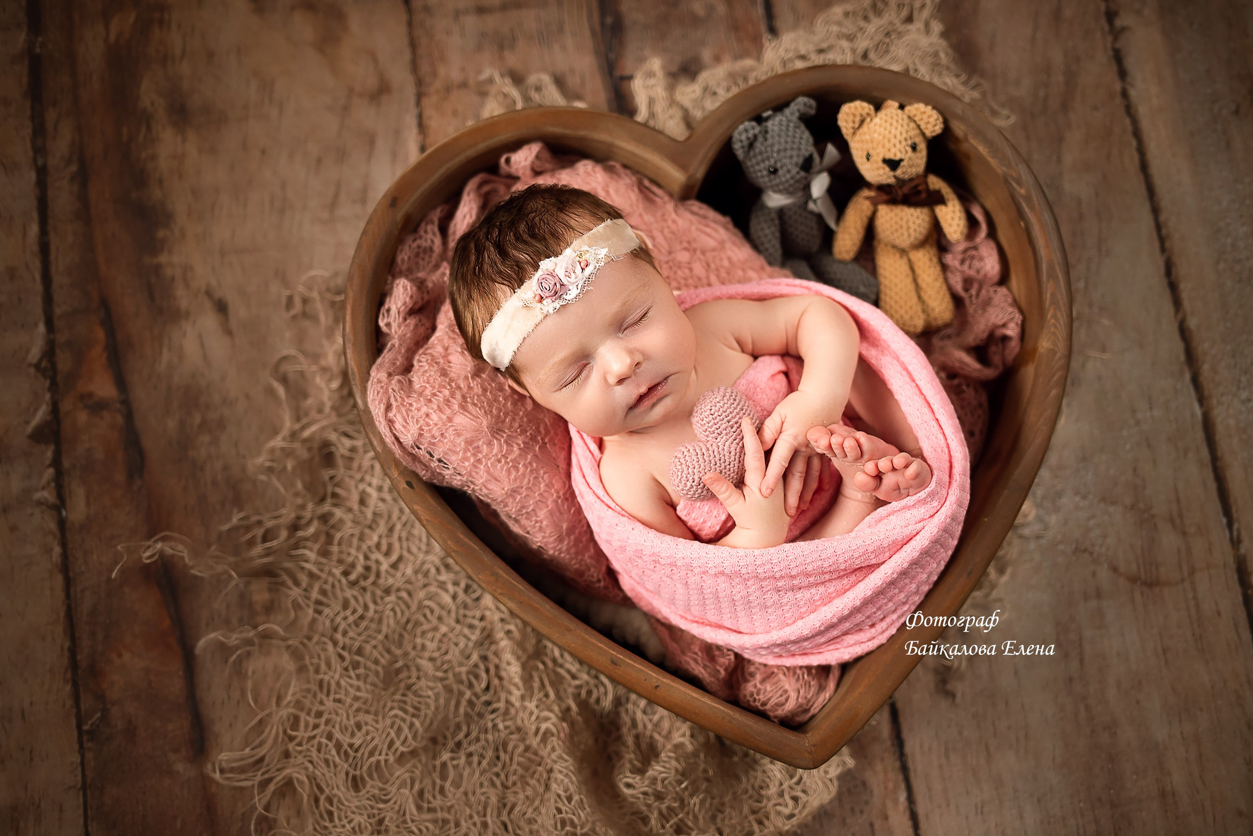 Фотосессия новорожденного. Фотограф новорожденных в Новосибирске