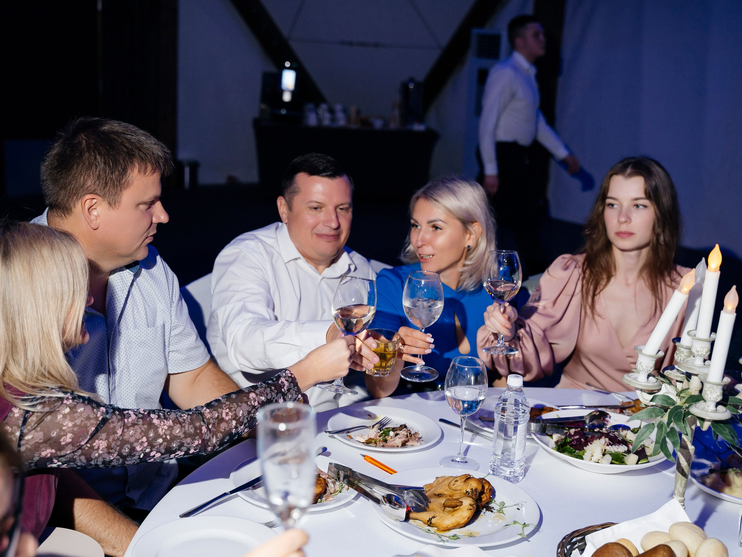 Р Фарм. Свадебный фотограф