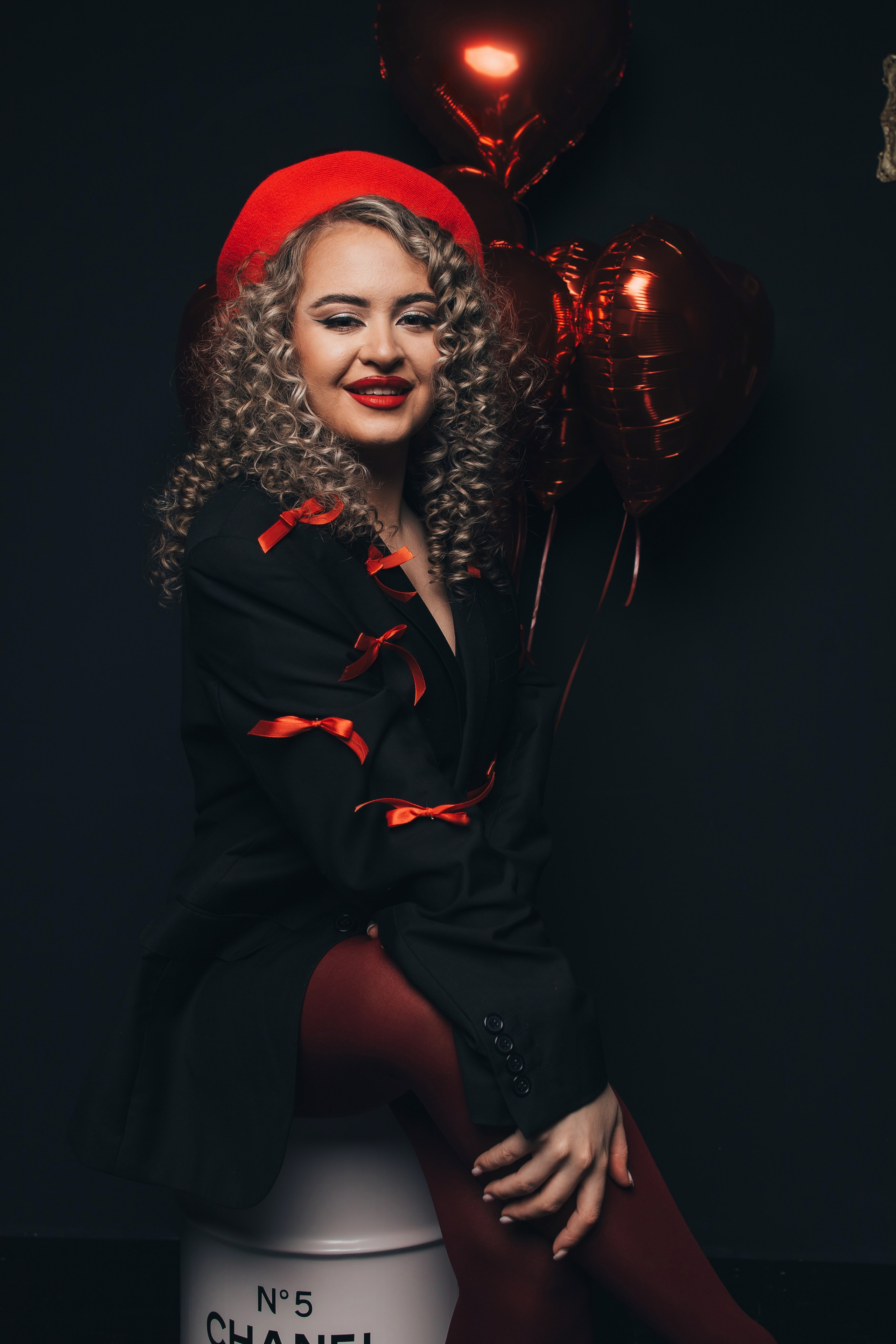 Фото день к 14 февраля.Эля