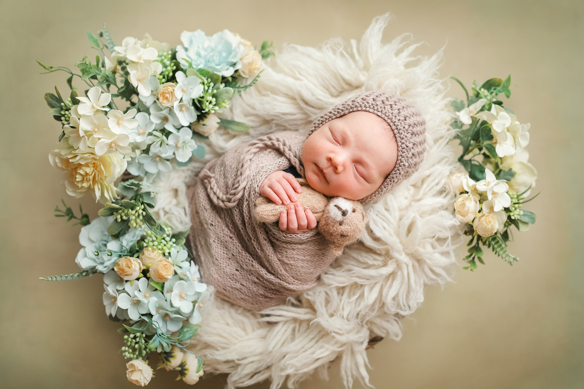 Съемка новорожденных с выездом на дом. Ярославль, Иваново, Кострома. Детский, семейный и фотограф новорождённых в Ярославле Анна Салова