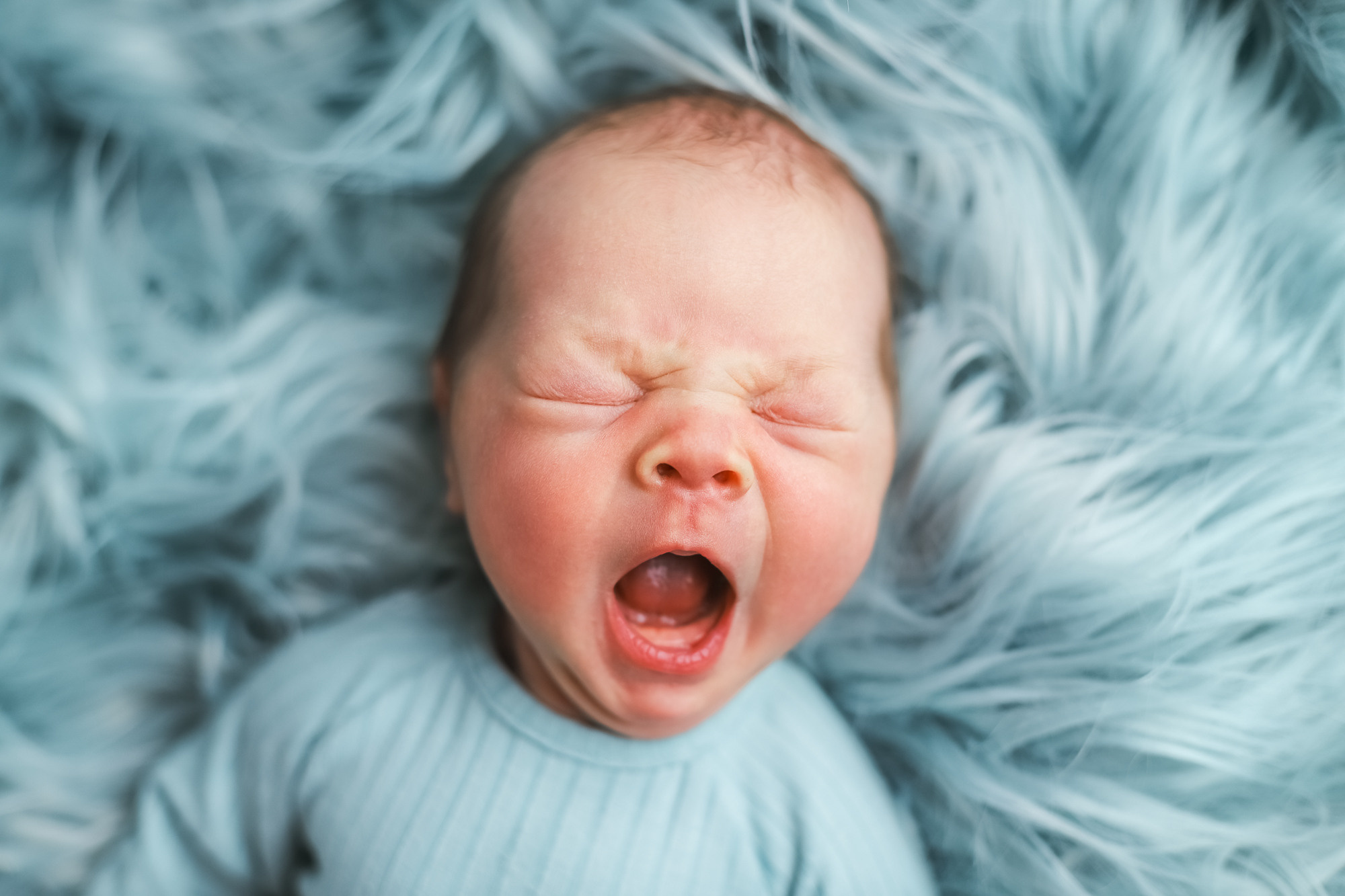 Съемка новорожденных с выездом на дом. Ярославль, Иваново, Кострома. Детский, семейный и фотограф новорождённых в Ярославле Анна Салова