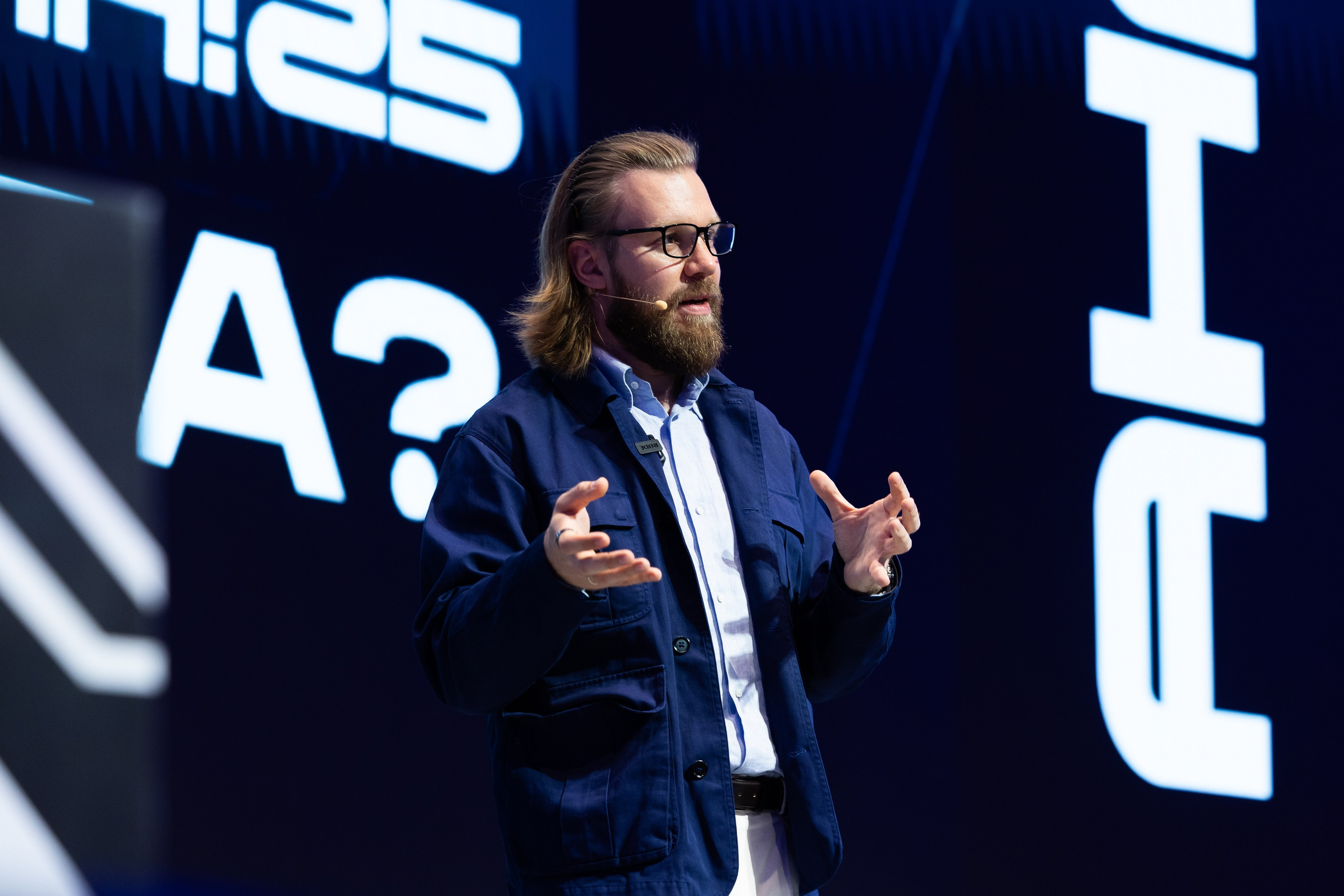 Aha! — 29–30 мая 2025. Фотобанк Матемаркетинг