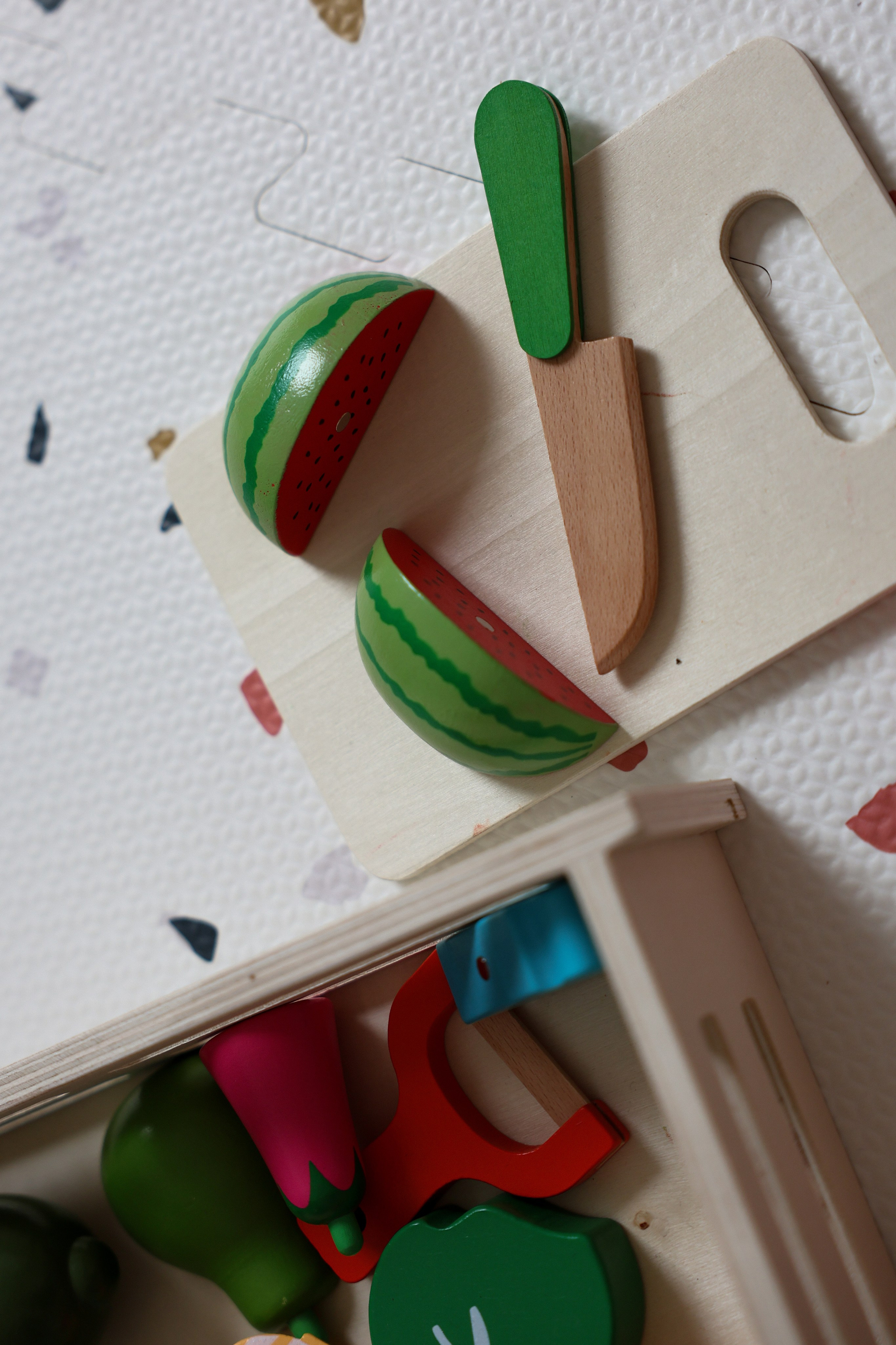 Катя и Платон играют. Ваш семейный newborn и lifestyle фотограф в СПБ Наталья Журавлева