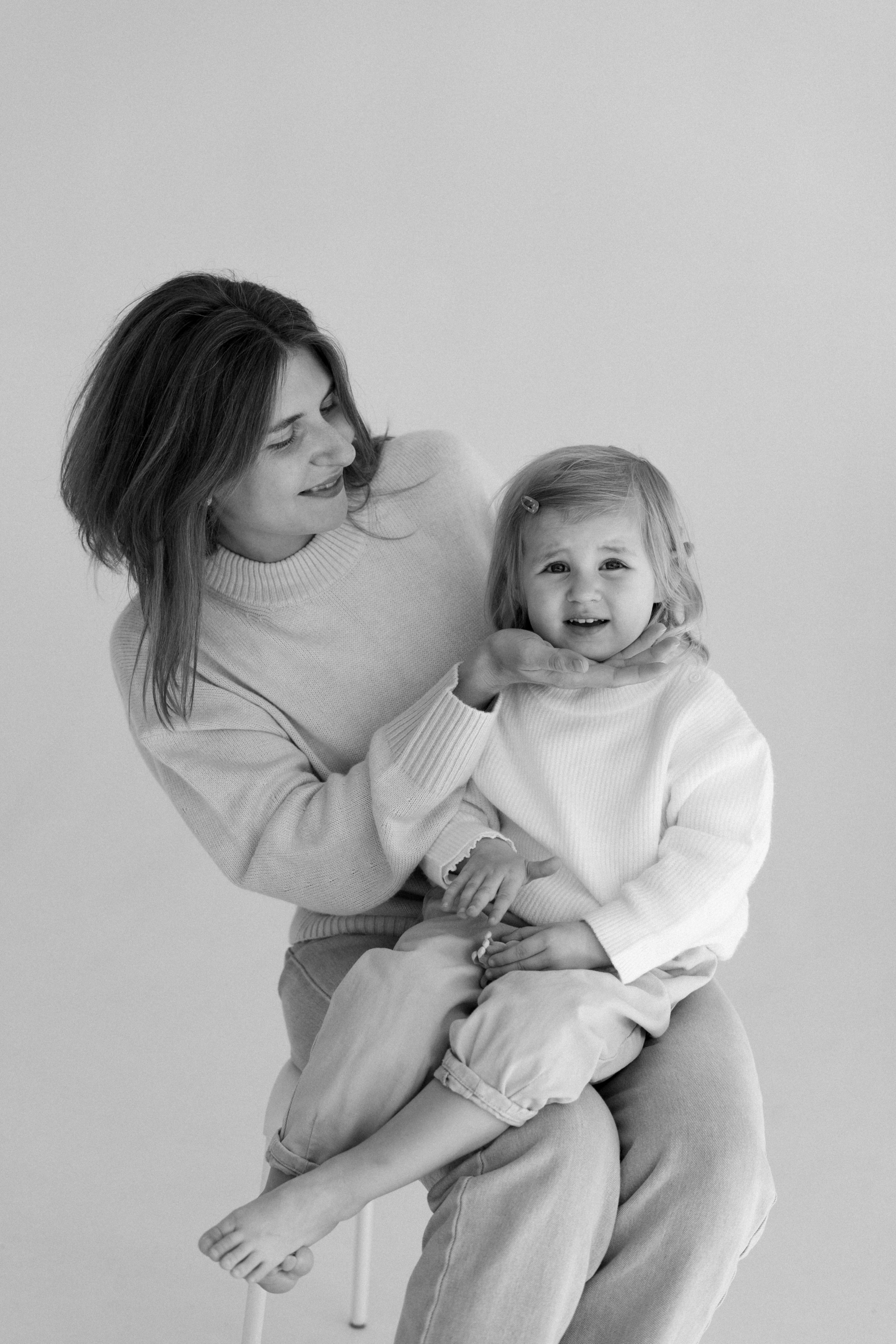 Оля, Артемий, Вера. Главная