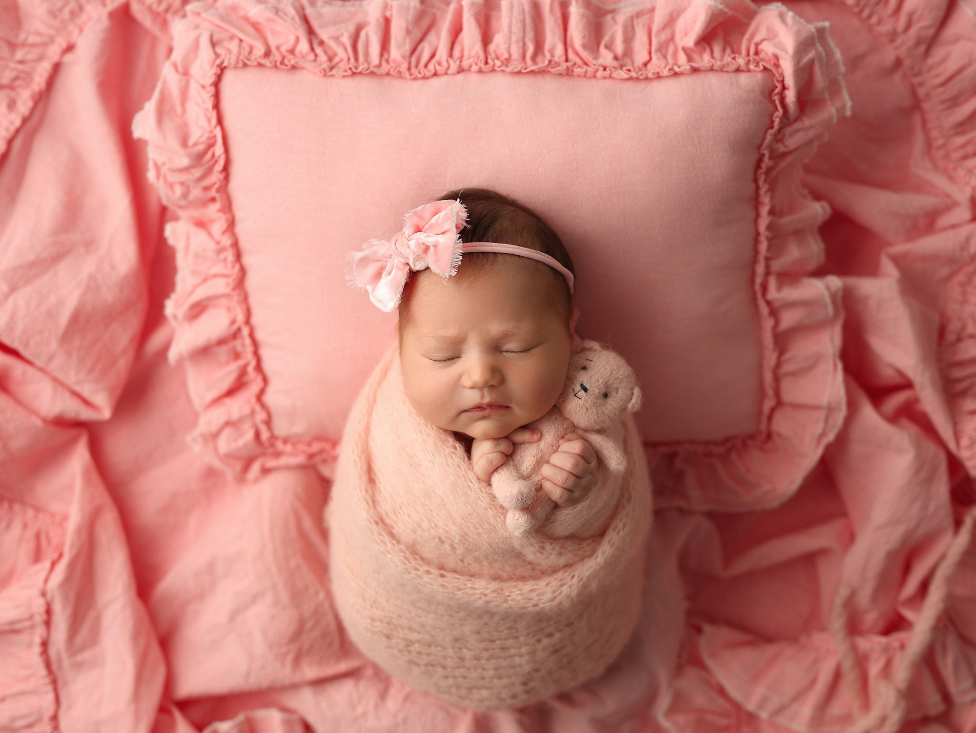 Newborn. Фотограф новорождённых в Казани Нейля Гильмутдинова ньюборн
