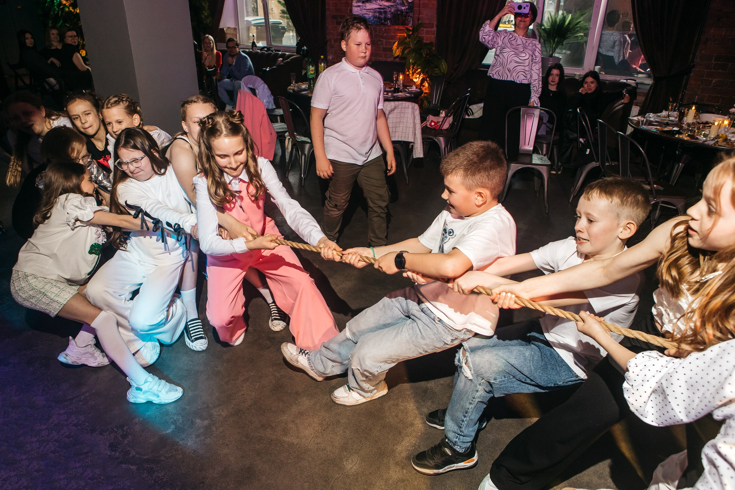 Репортажный фотограф на выпускной Питер