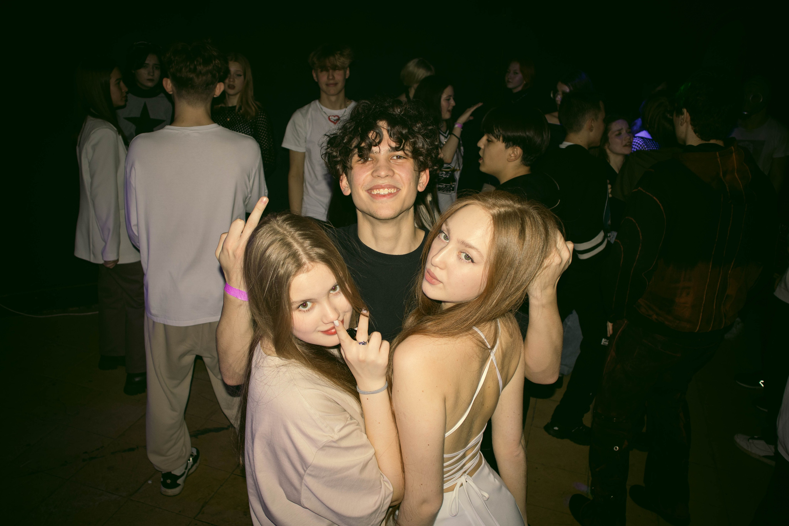 MOSHPIT. Фотограф и видеограф в Бугульме Аня Трутнева