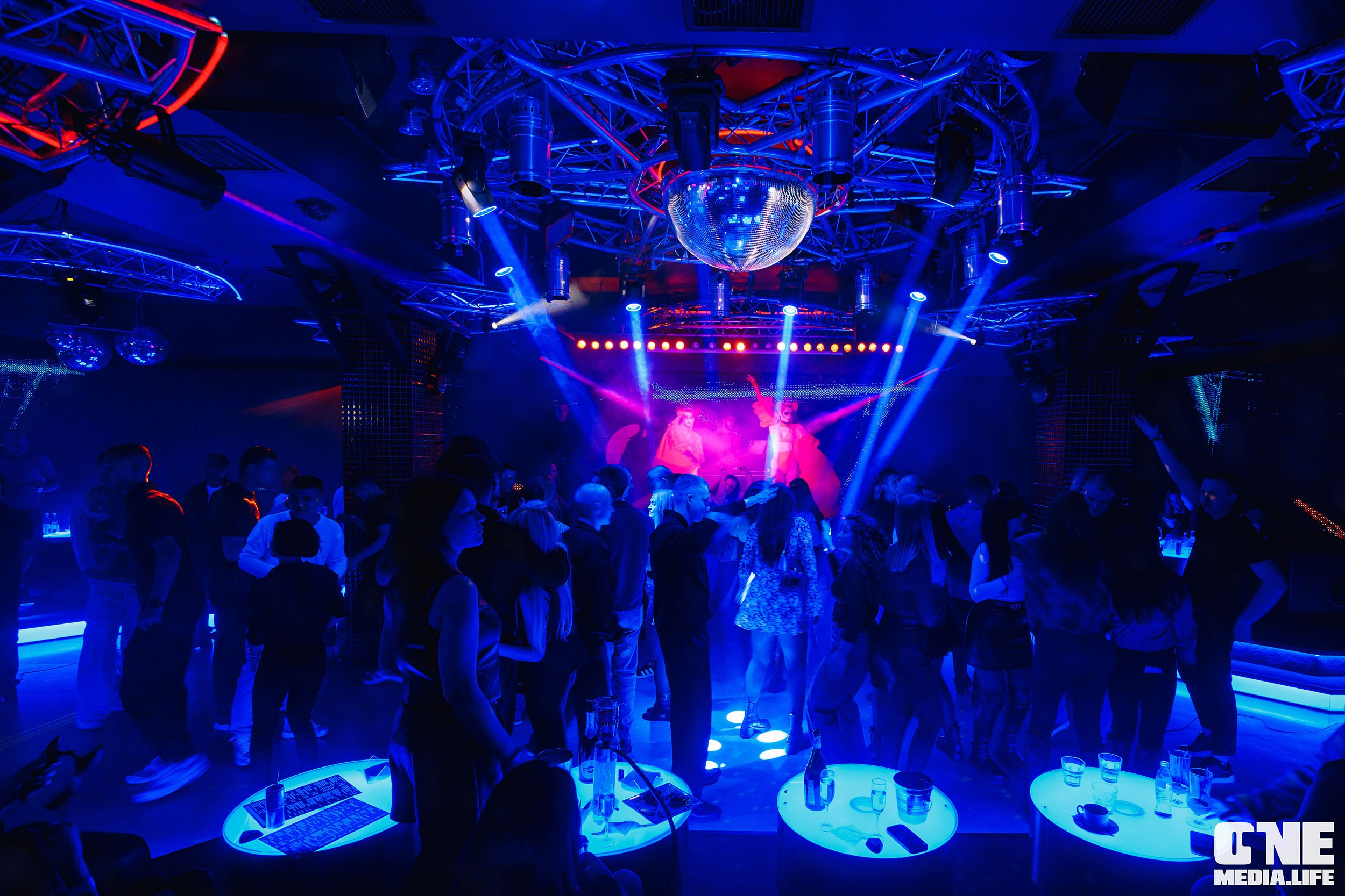 Фоторепортаж из РК Планета. One Media Life: фоторепортажи, фотоотчеты с мероприятий и заведений