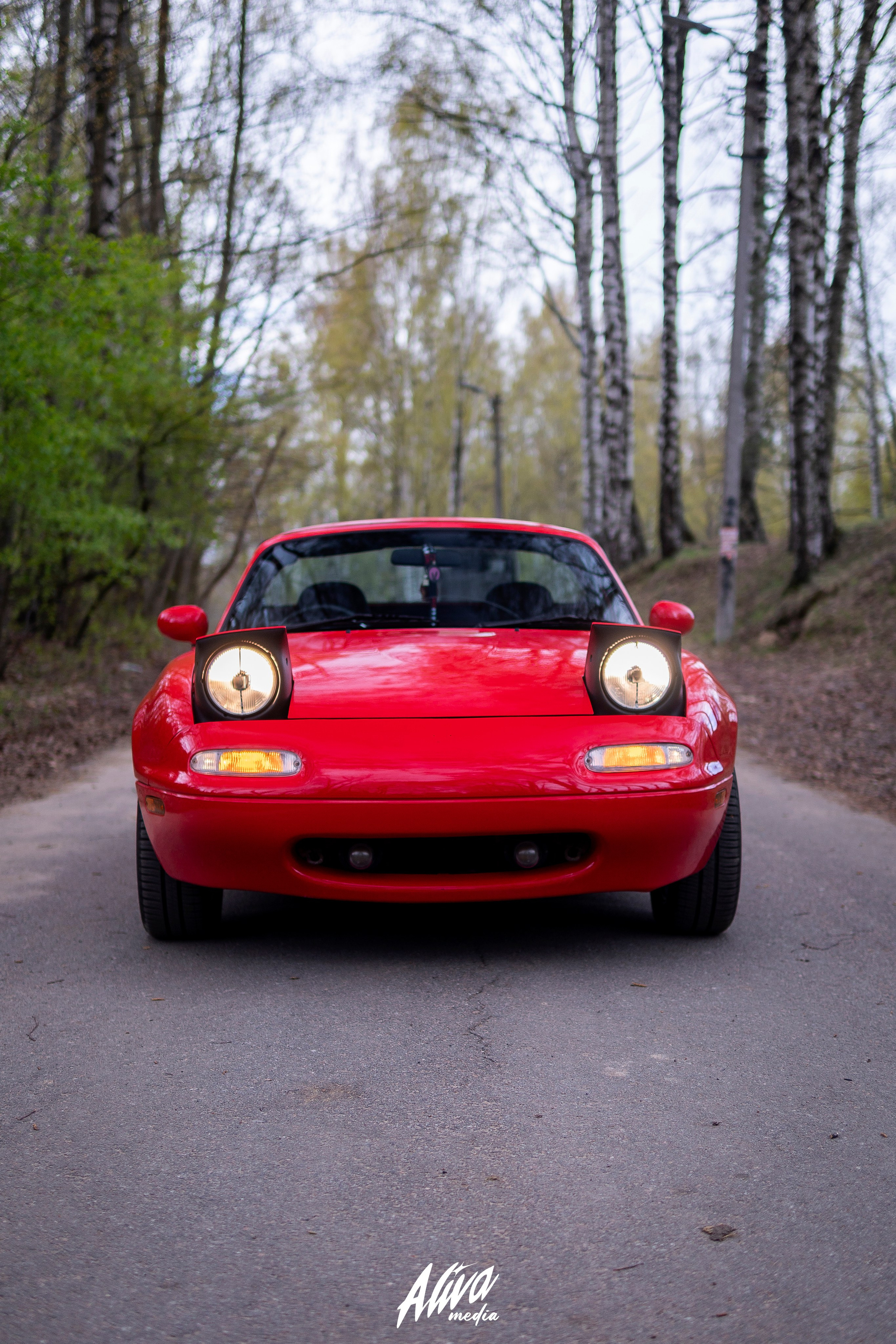 Mazda miata. Aliva Media