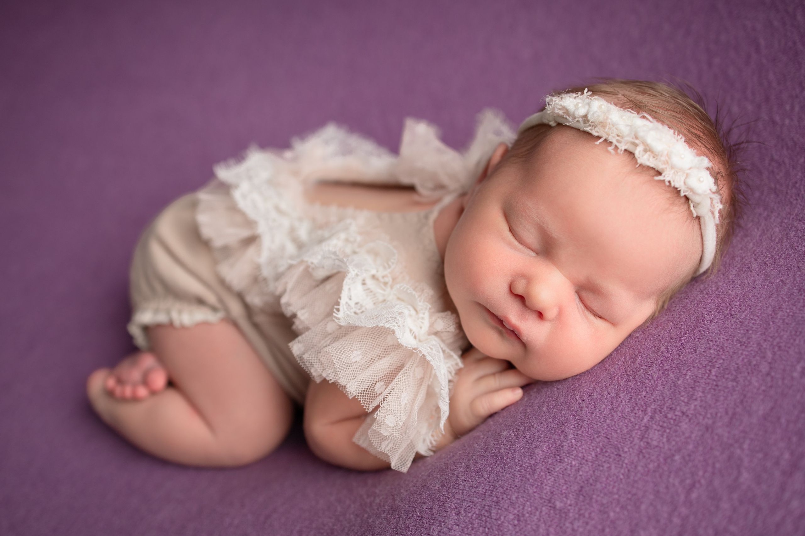 NEWBORN. Смиричевская Екатерина — фотограф новорожденных