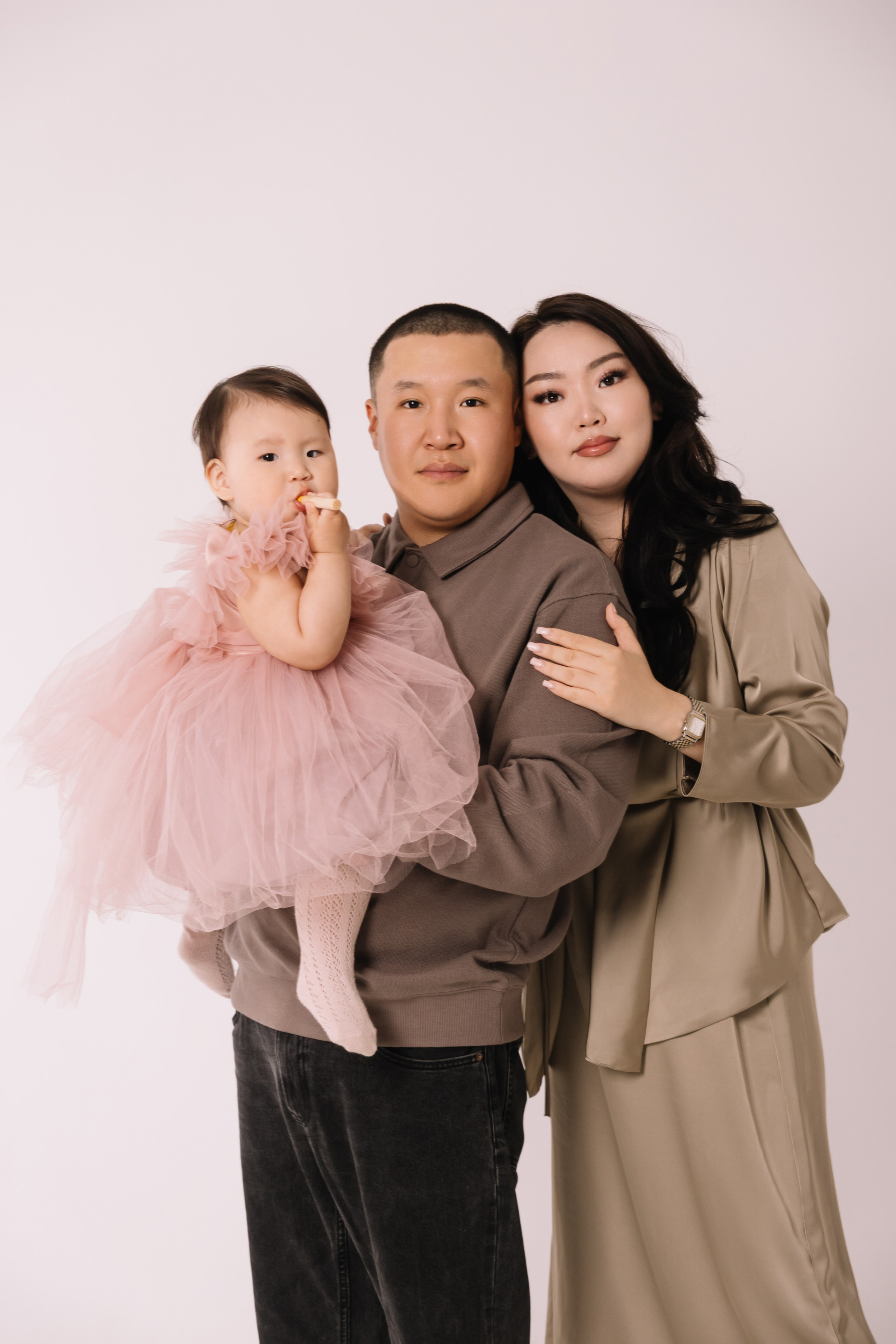 Годовасие малышки в студии. Фотограф Якутск Зоя Николаева