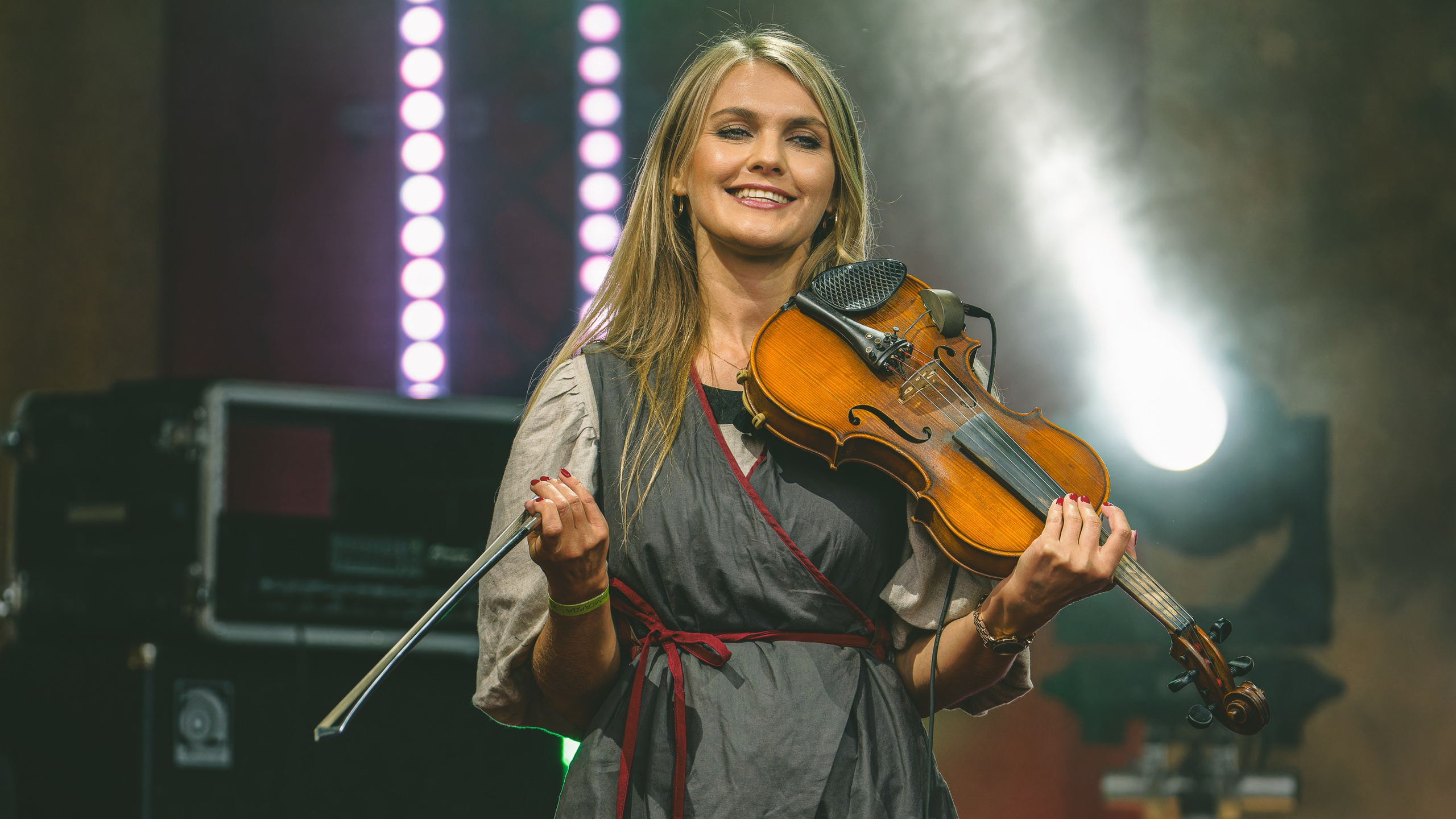 Тролль гнёт ель. Андрей Васильев. Фотограф, Санкт-Петербург, Российская Федерация