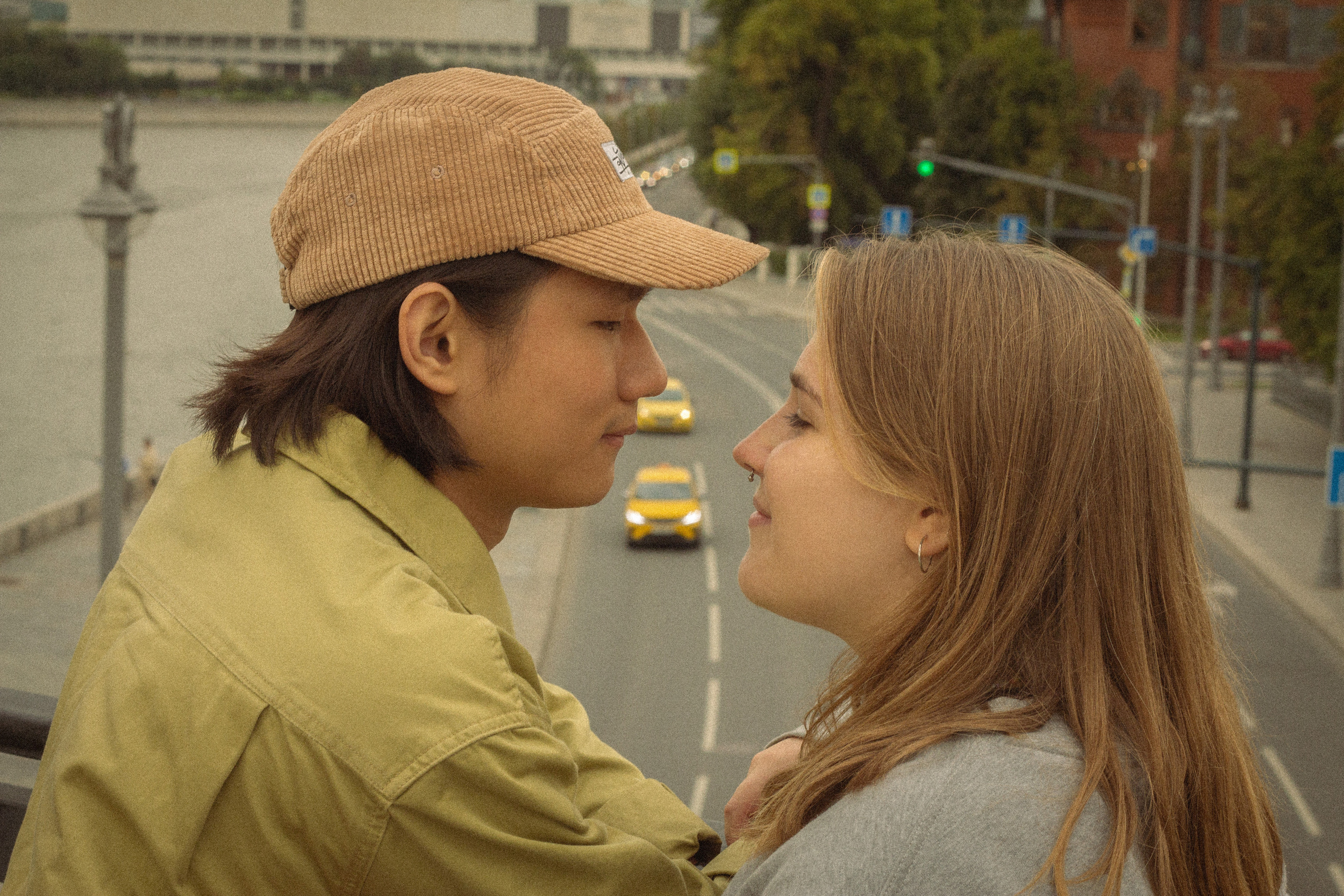 Sasha and Vaia. Главная