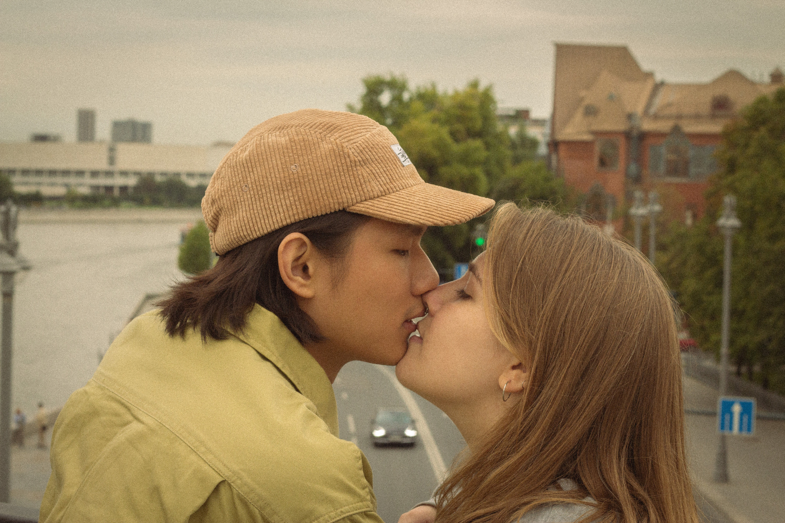 Sasha and Vaia. Главная