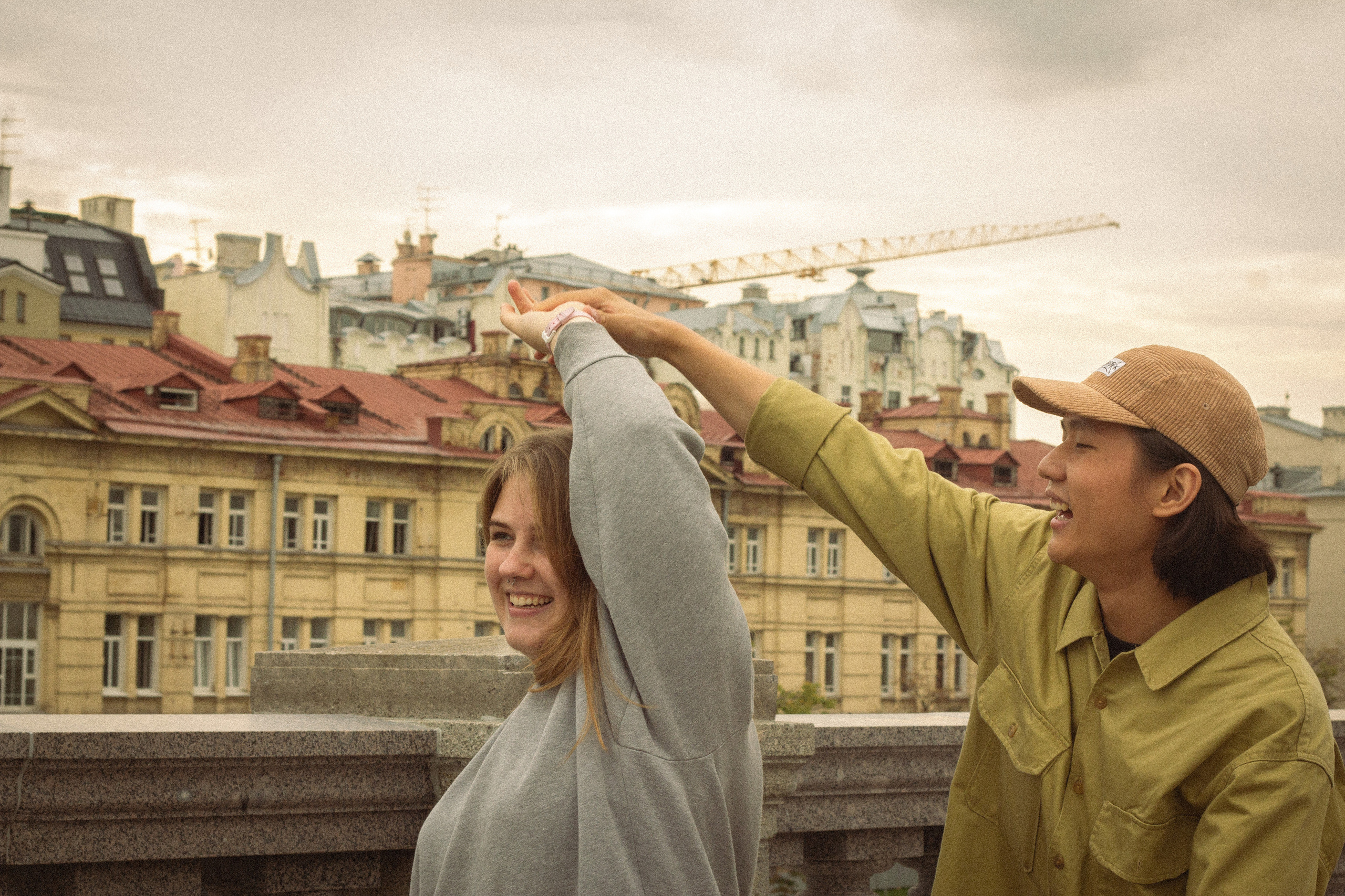 Sasha and Vaia. Главная