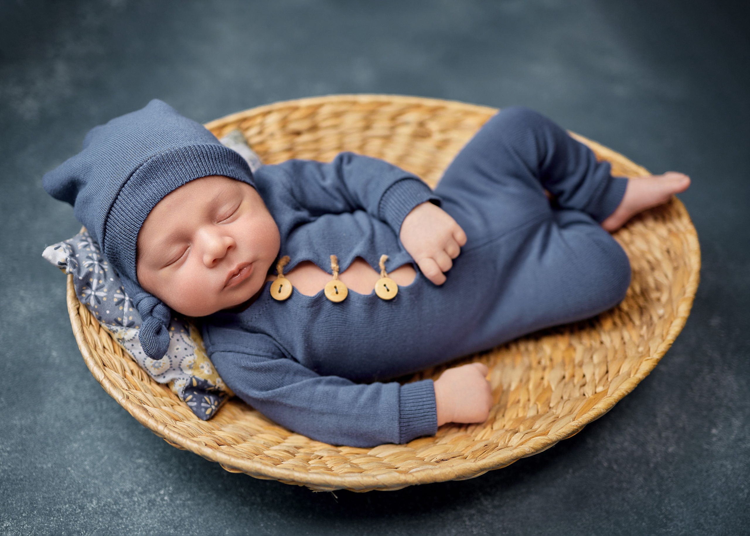 Фотограф новорожденных, newborn в Пскове и Псковской области