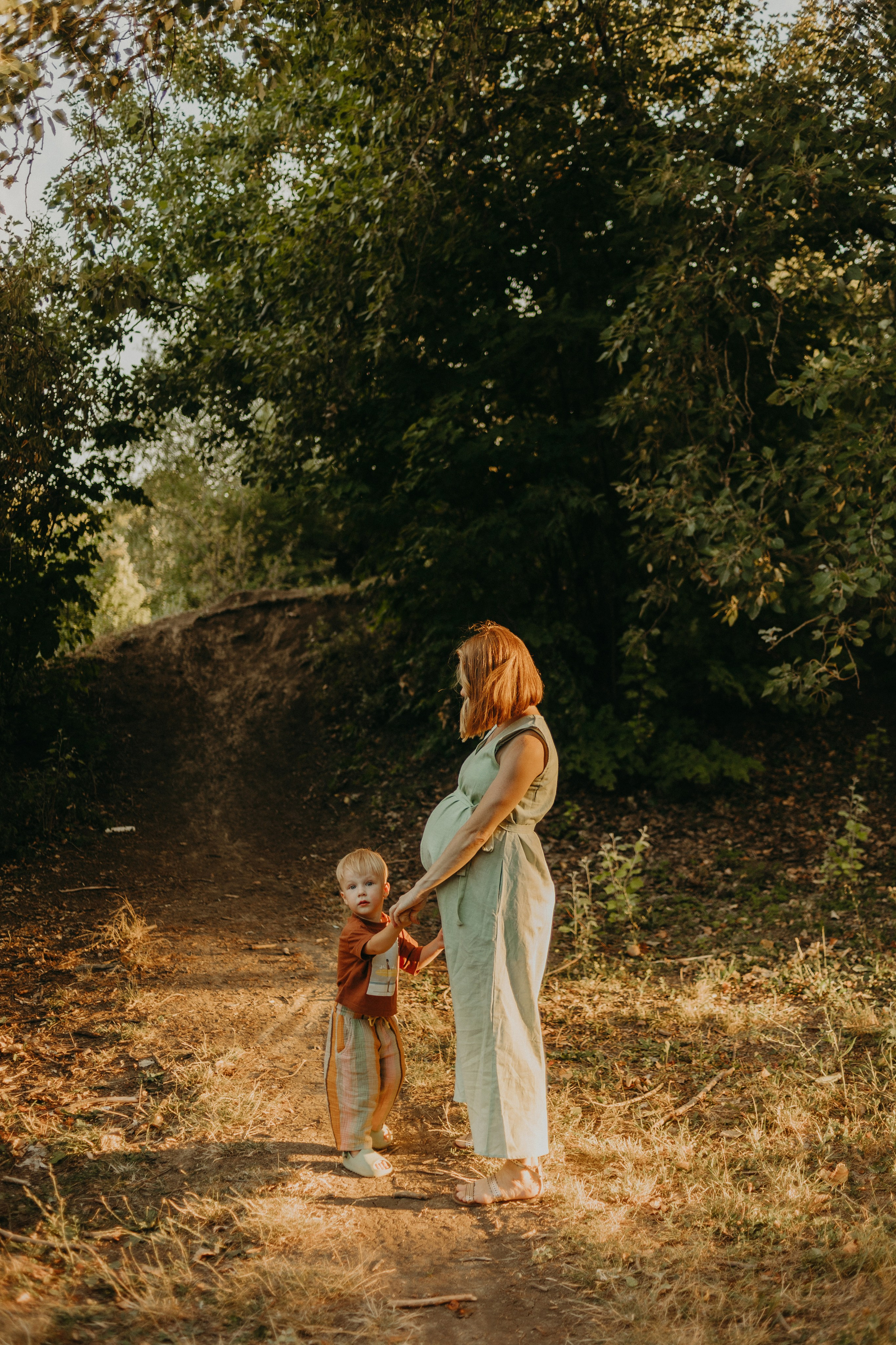Семейная прогулка в ожидании второго. Фотограф в Краснодаре Евгения Михаевич