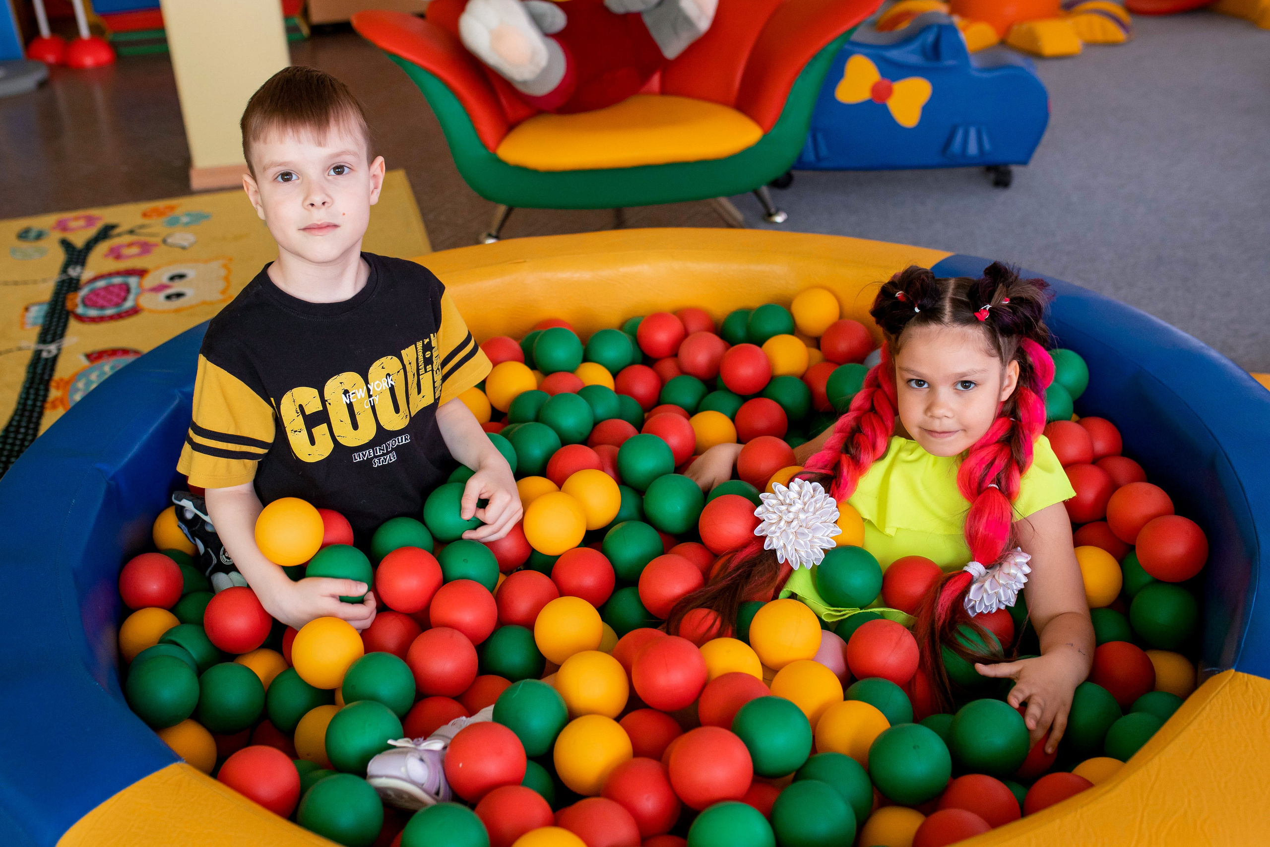 Выпускница Милена с группой. Семейный и детский фотограф город Тында Дарья