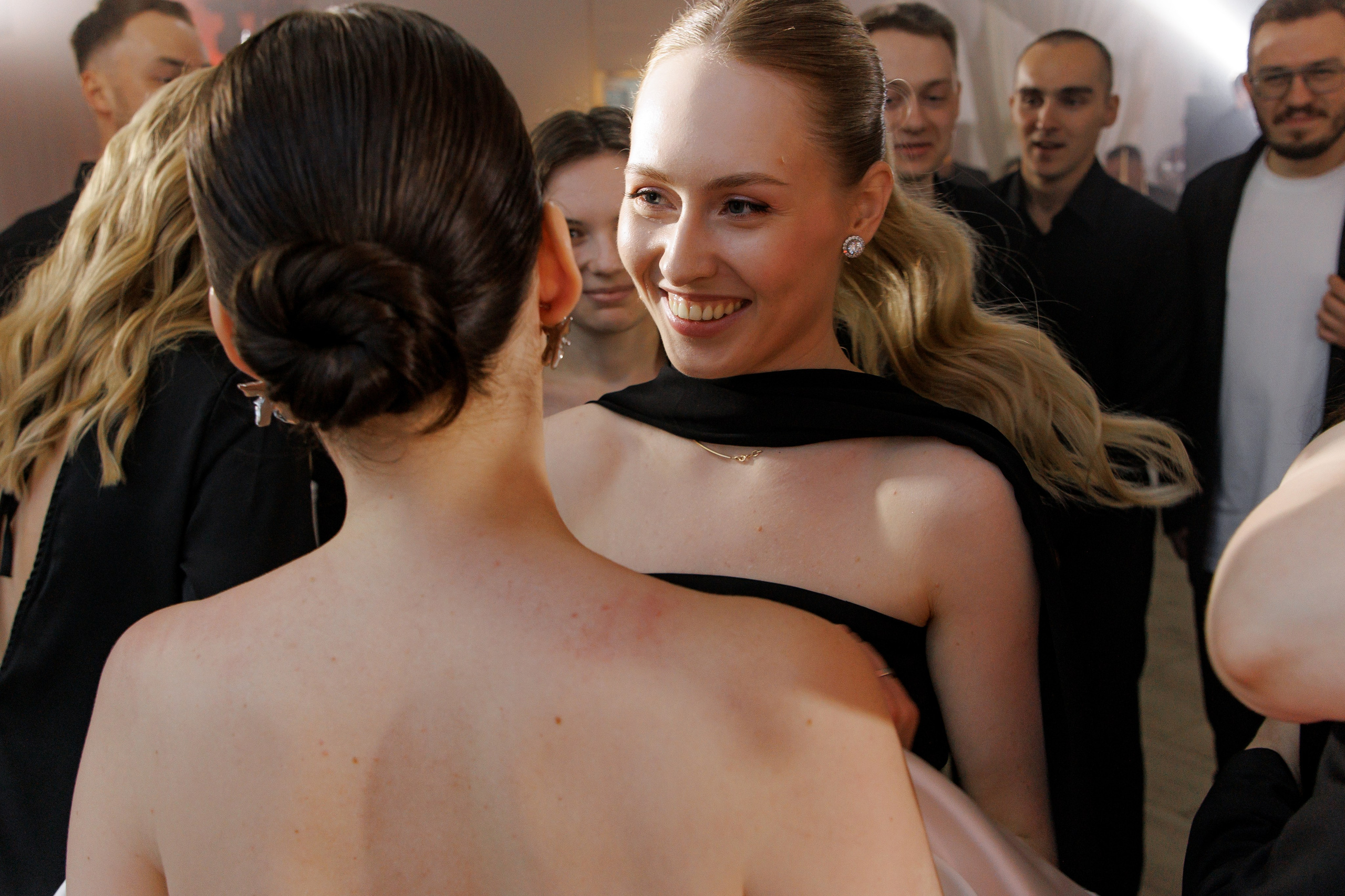 Свадьба в Ярославле — серия парк отель Мазай, выездная регистрация, кавер группа | Портфолио. Свадебный фотограф в Москве, Ярославле Виталий Квант