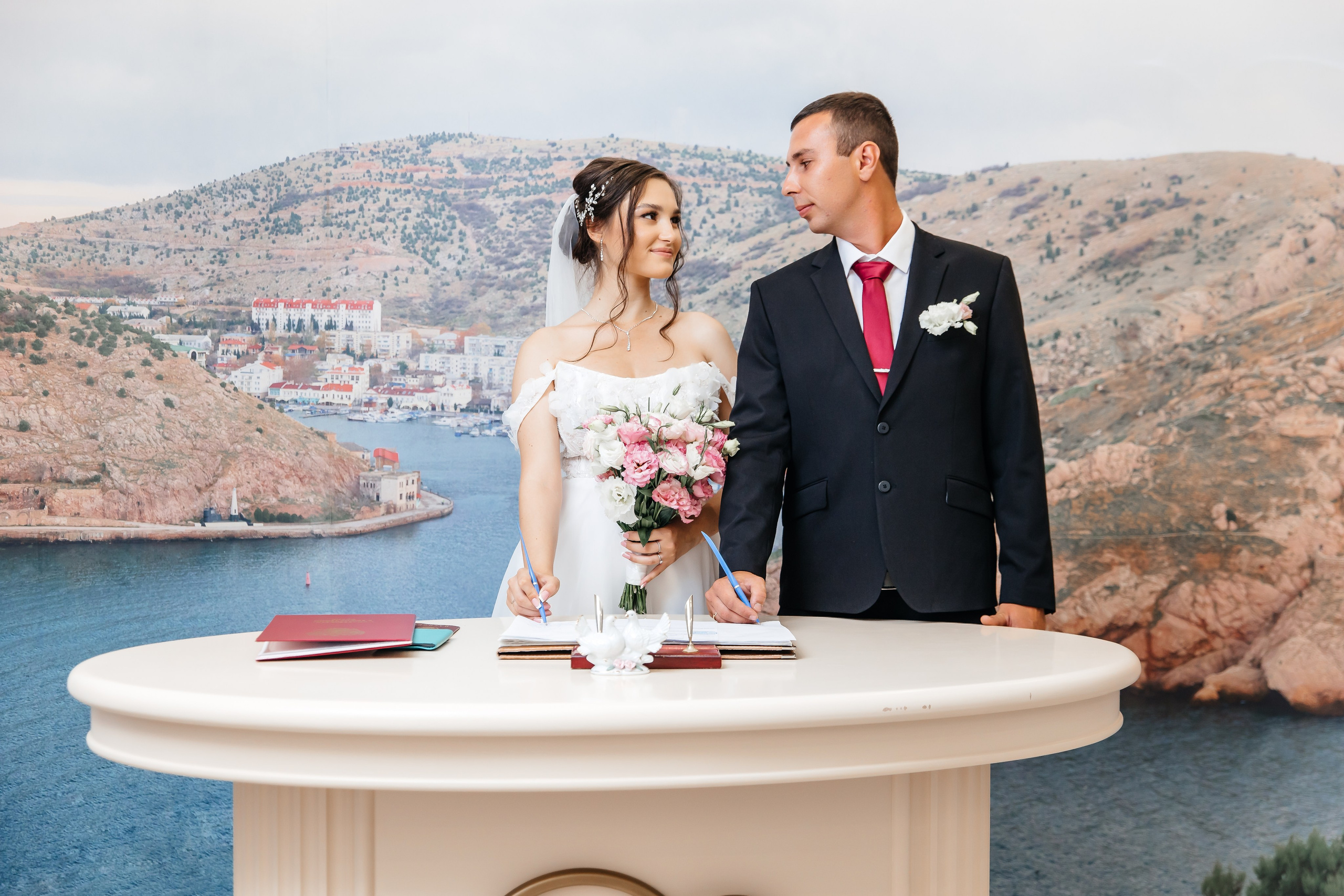 Анонс свадьбы Дианы и Евгения. Свадебный фотограф в Крыму и Севастополе Ольга Баскакова