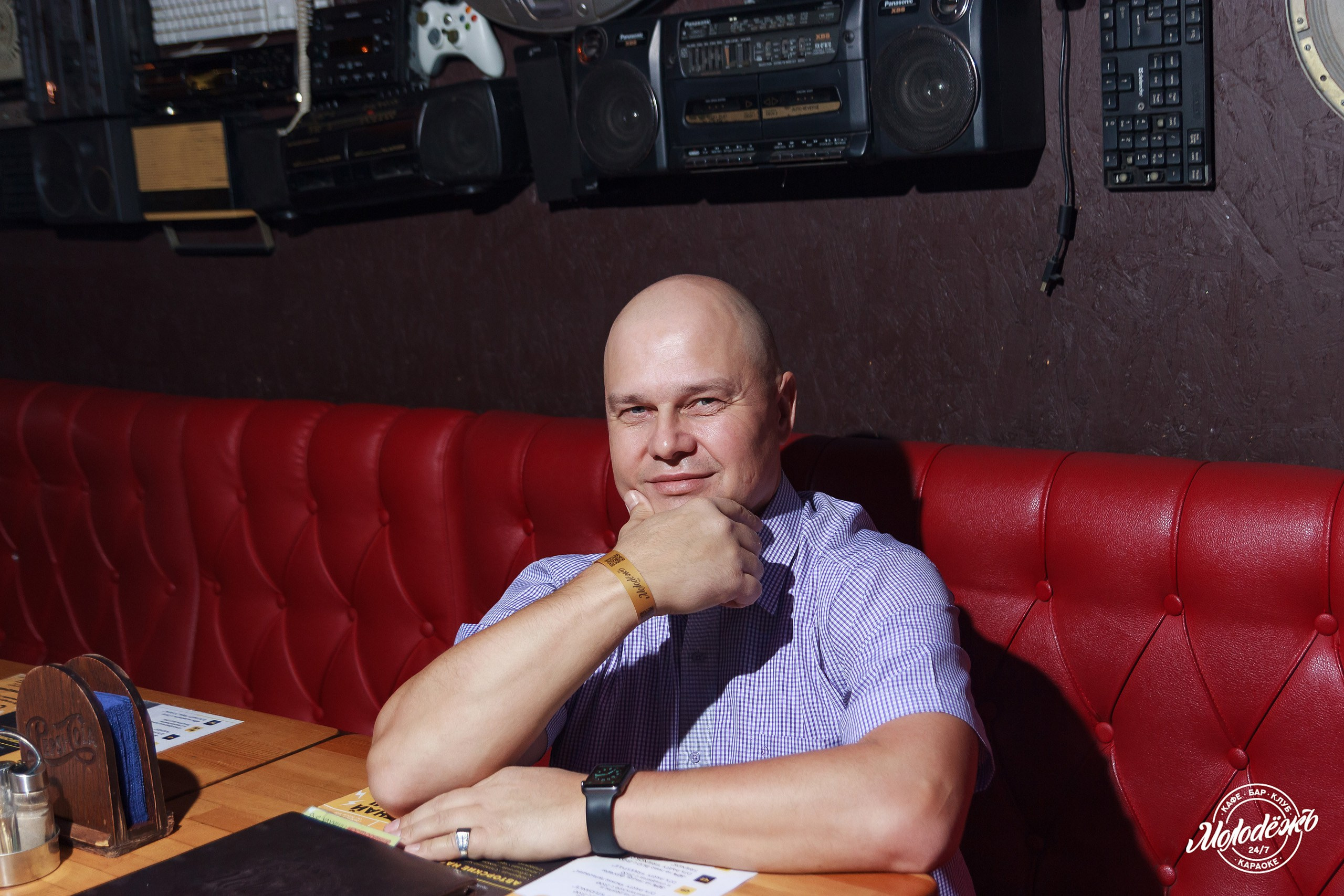 Клуб Молодёжь лучшее. Контакты