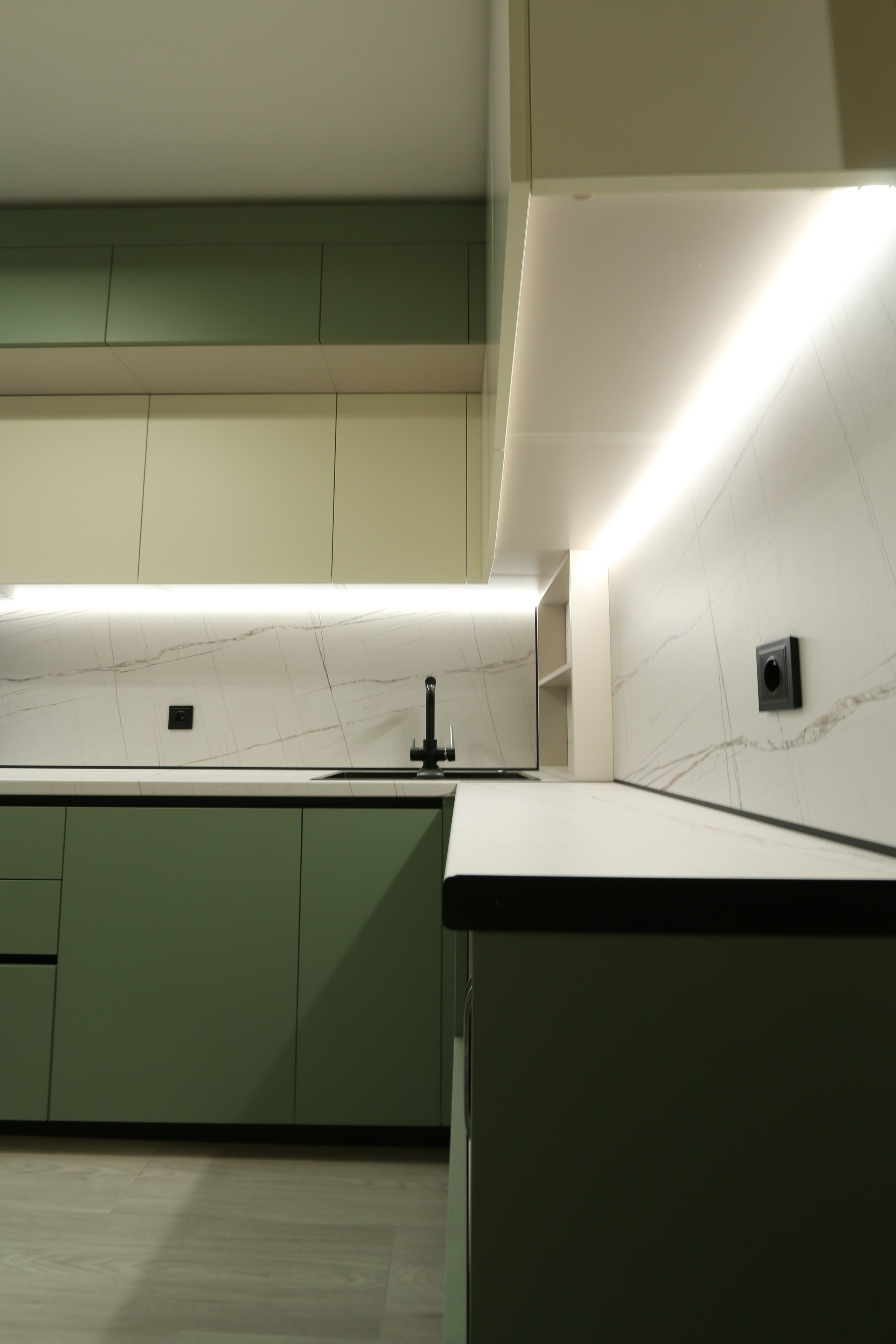 Ул. Костычева 20. Мебельное ателье РАУМАН