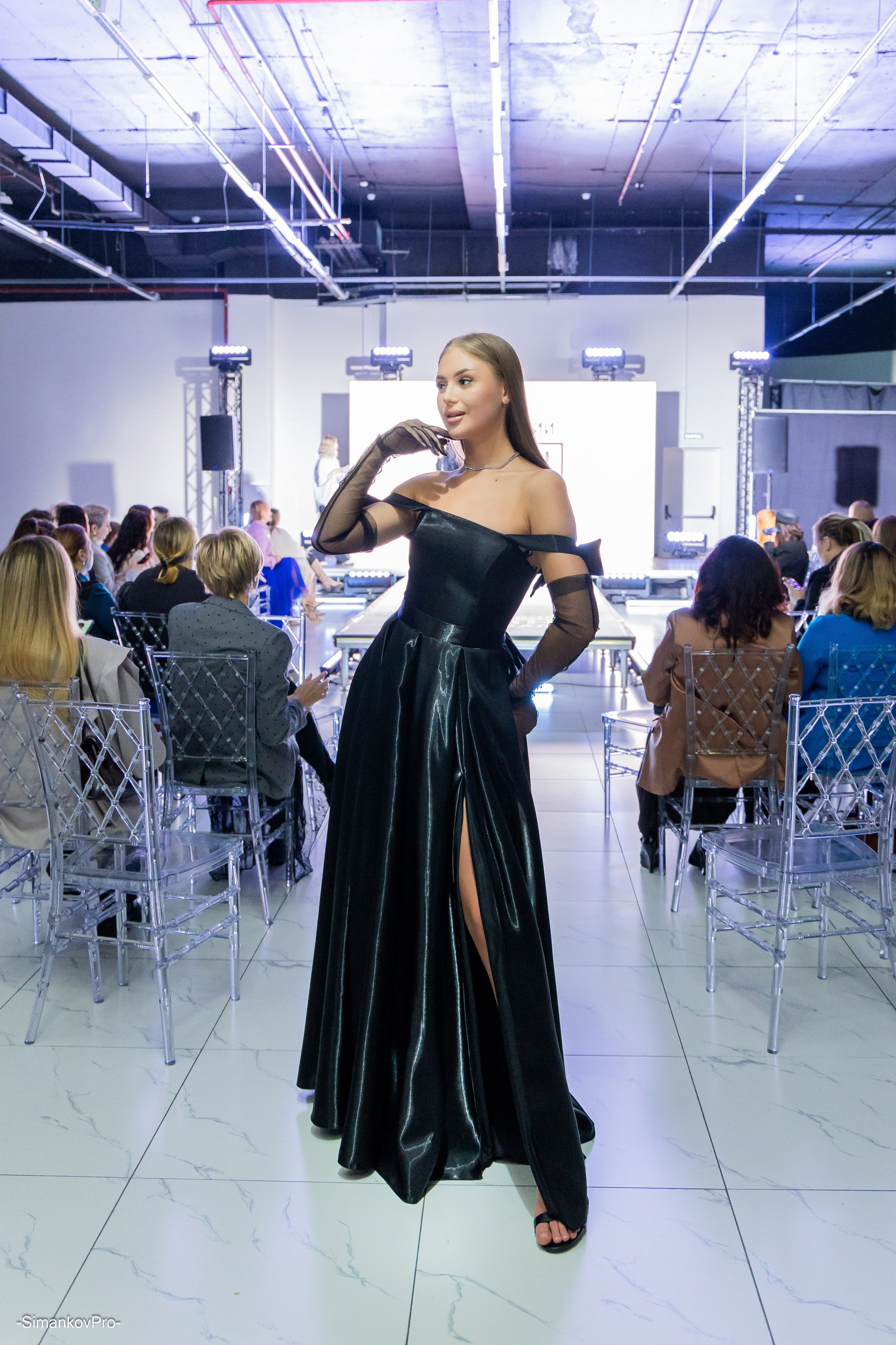 Фэшн-съёмка. Профессиональная коммерческая, промышленная и репортажная фотосъёмка для бизнеса