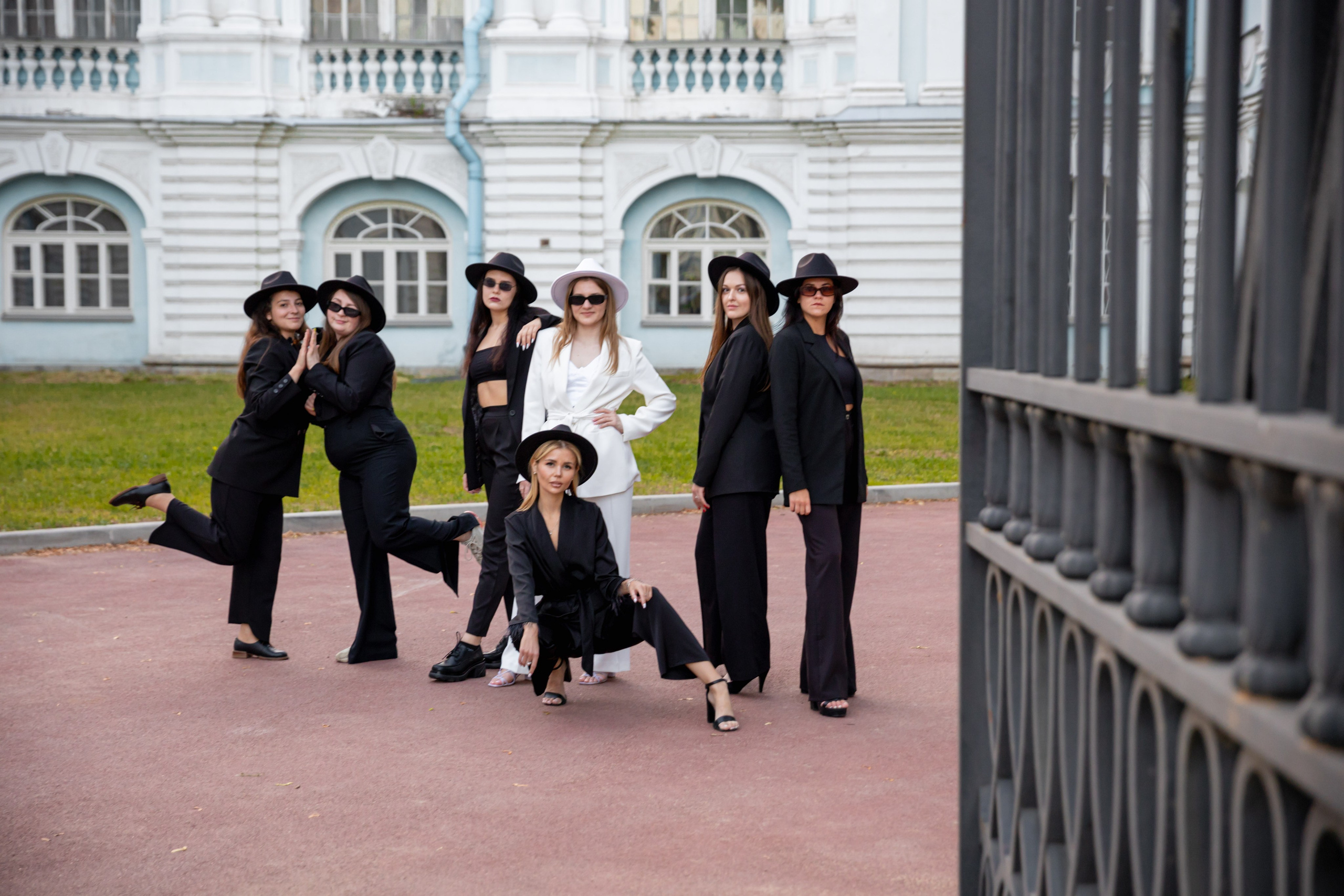 Фотограф на девичник в Санкт-Петербурге. Фотограф на праздник, корпоратив, День Рождения и Юбилей в г. Санкт-Петербурге Алексей Анкушев
