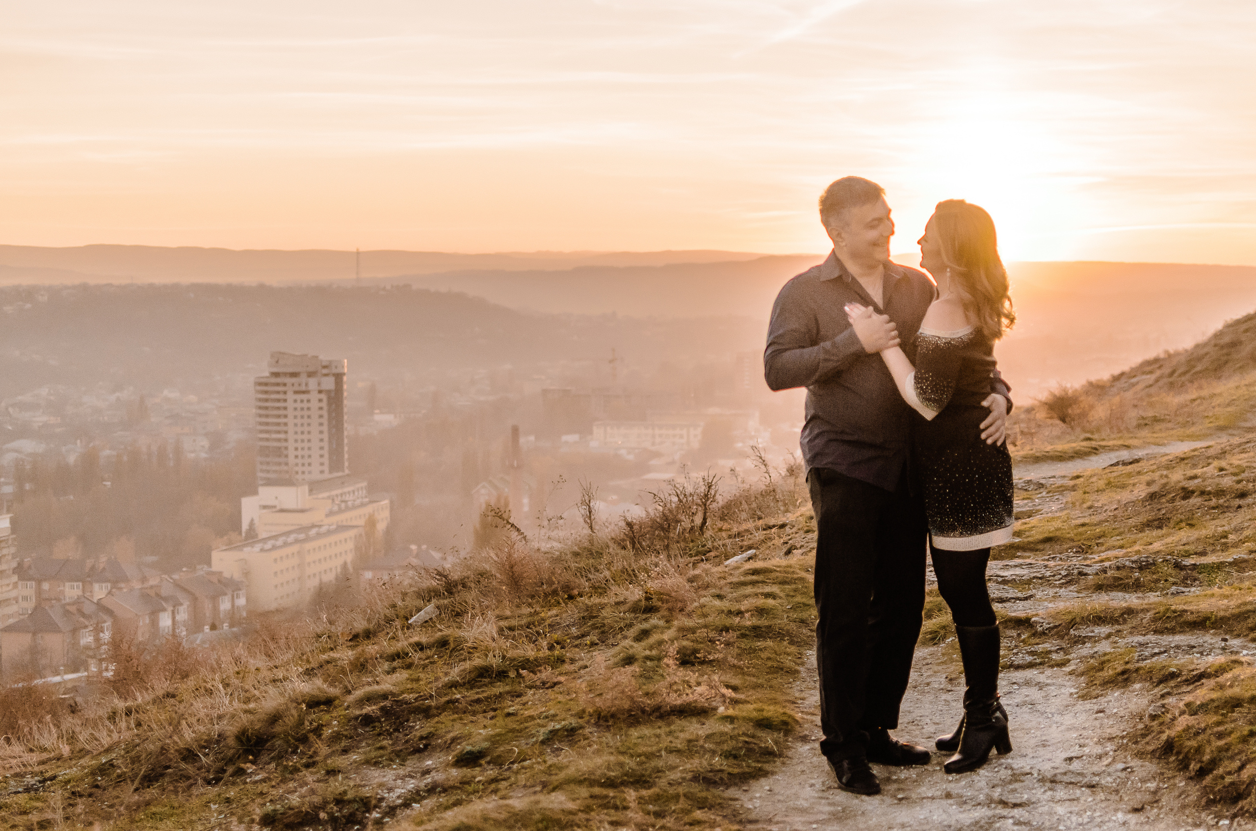 Love Story фотосессия Елена и Сергей на Машуке. Фотограф Ольга Дзюба. Фотограф Ольга Дзюба. Фототерапия как зеркало души. КМВ