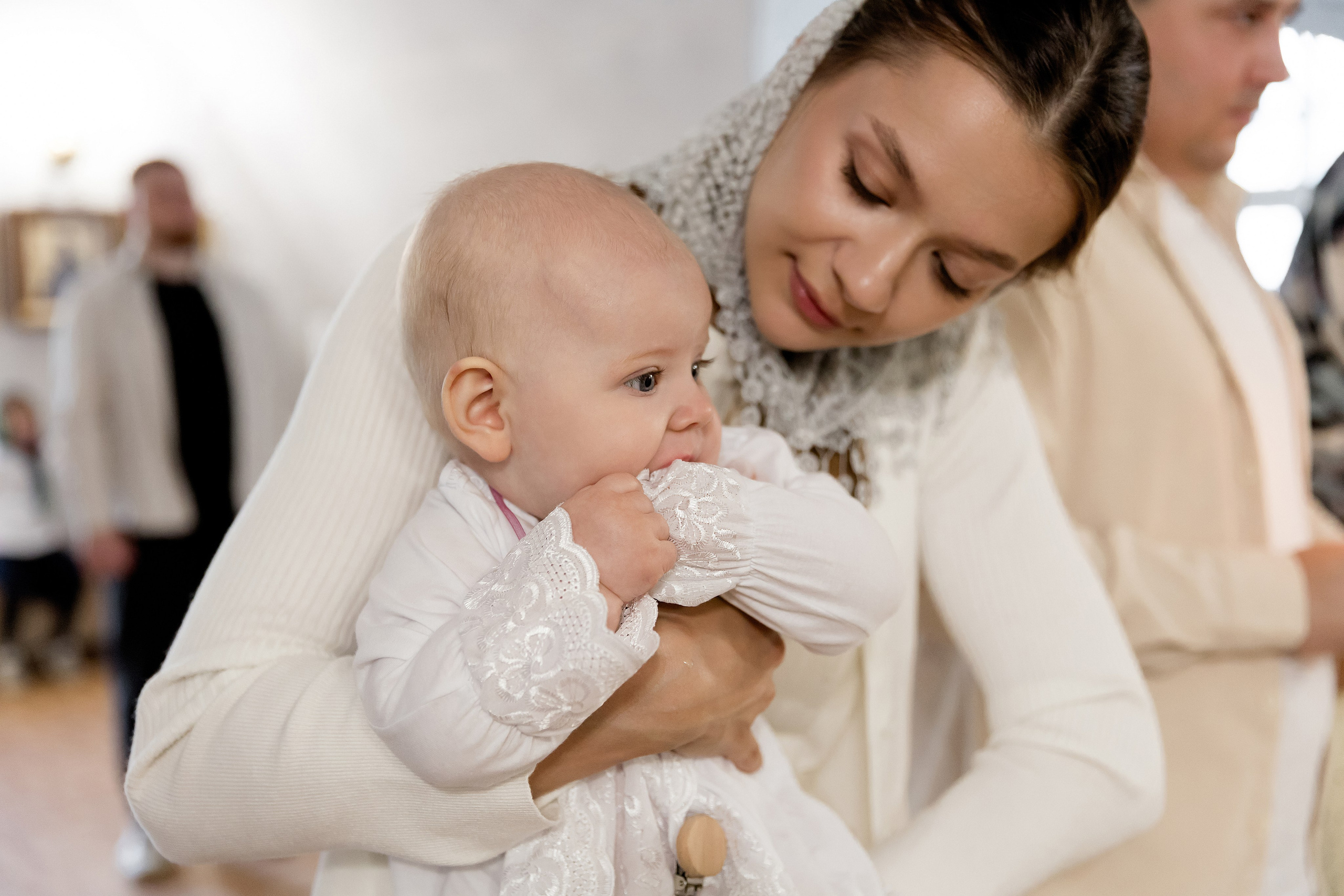 Крещение Полины в Церкви Илии Пророка. Свадебный фотограф в Пскове и Санкт-Петербурге | Анна Голикова