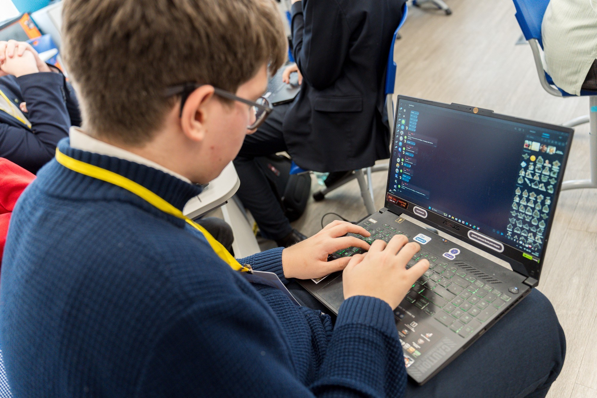 Инженерные кадры России. Репортажная съёмка в Санкт-Петербурге, Константин Петров