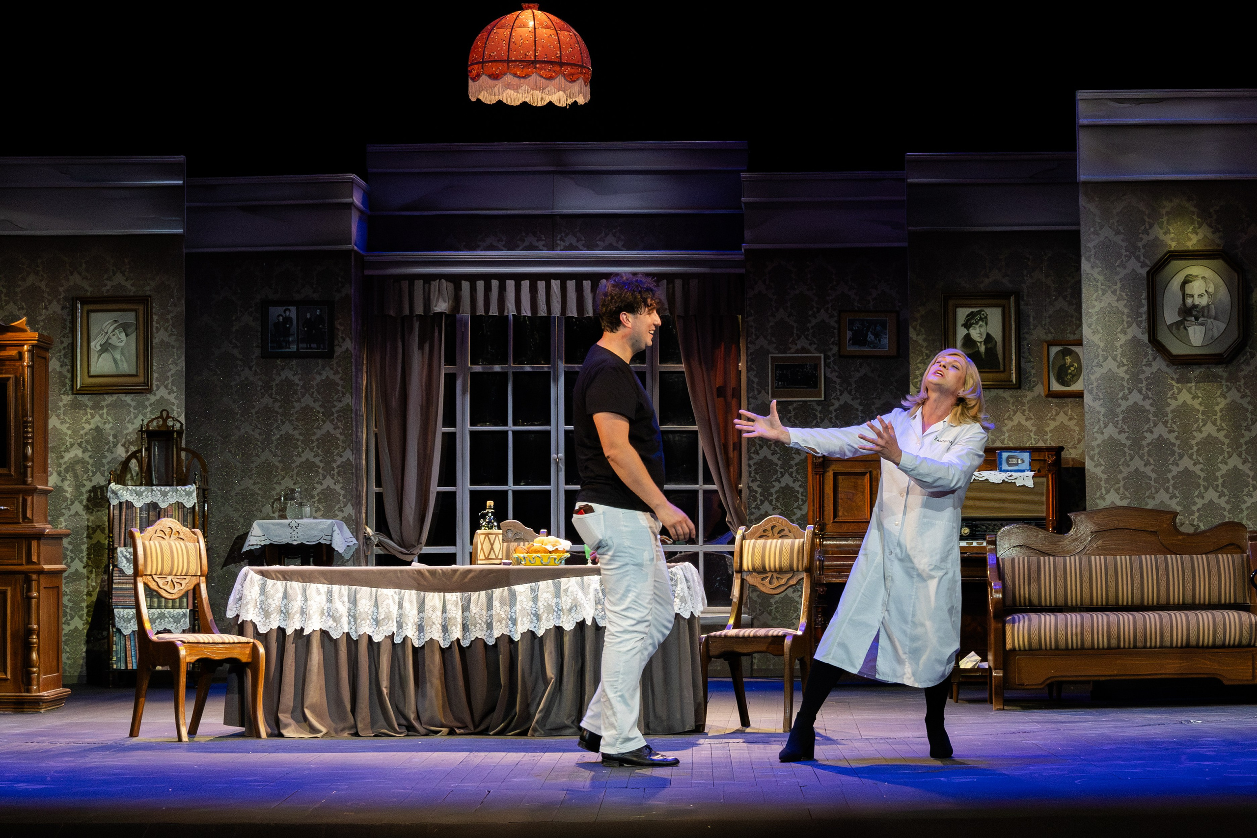 Театр Юного Зрителя «Отчаянные Тетки». Фотограф Марк Файзулин