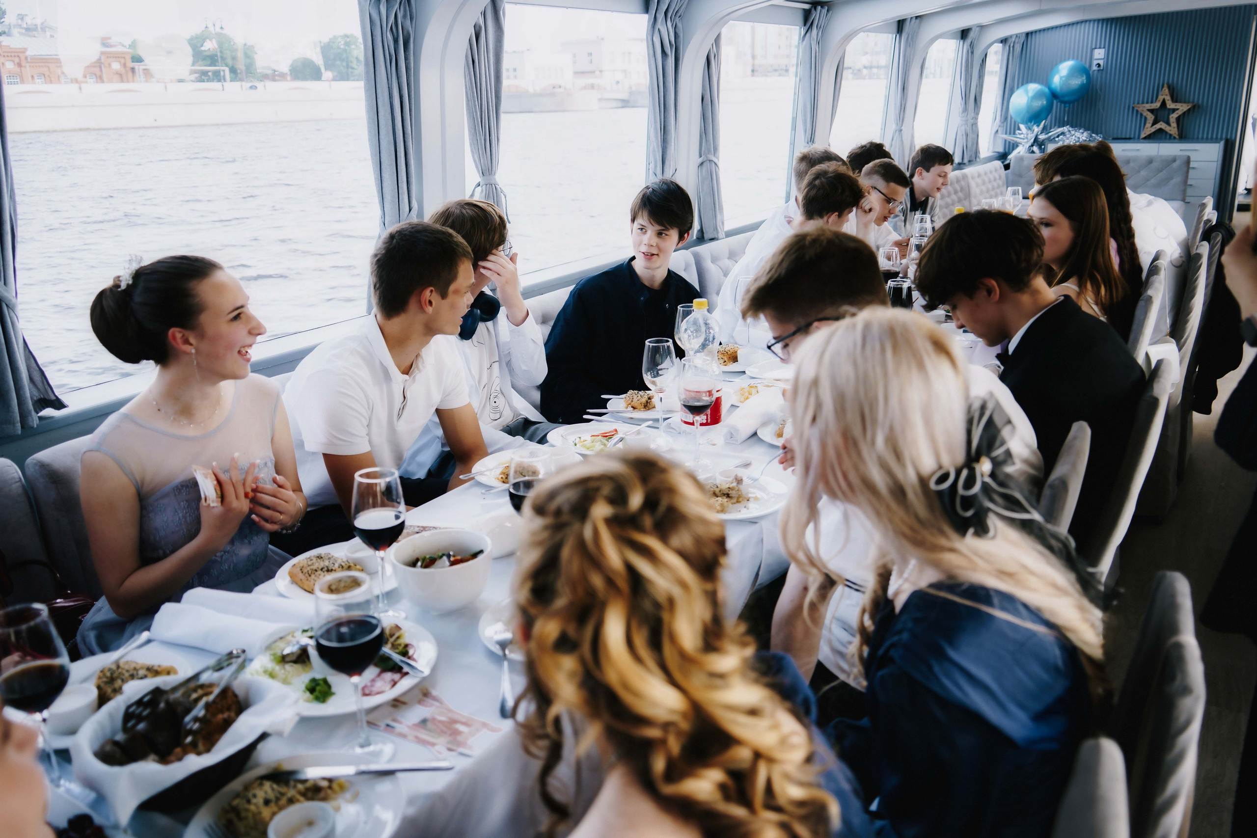 Выпускной 9В. Свадебный и семейный фотограф в Санкт-Петербурге Виктор Голубев
