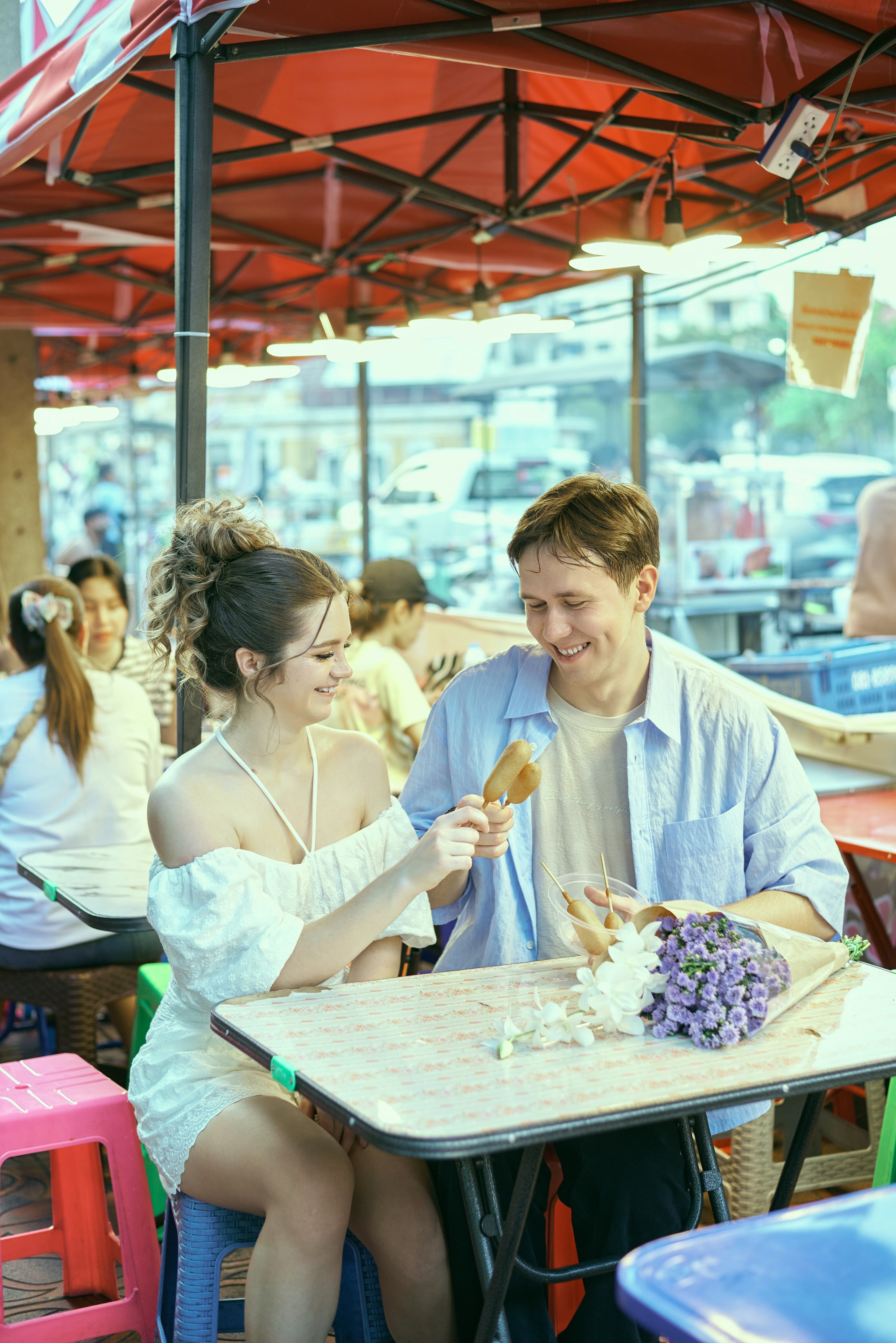 Lovestory photoshoot in Bangkok (story in Flowers market). Photographer Bangkok — Pattaya | фотограф Бангкок — Паттайа
