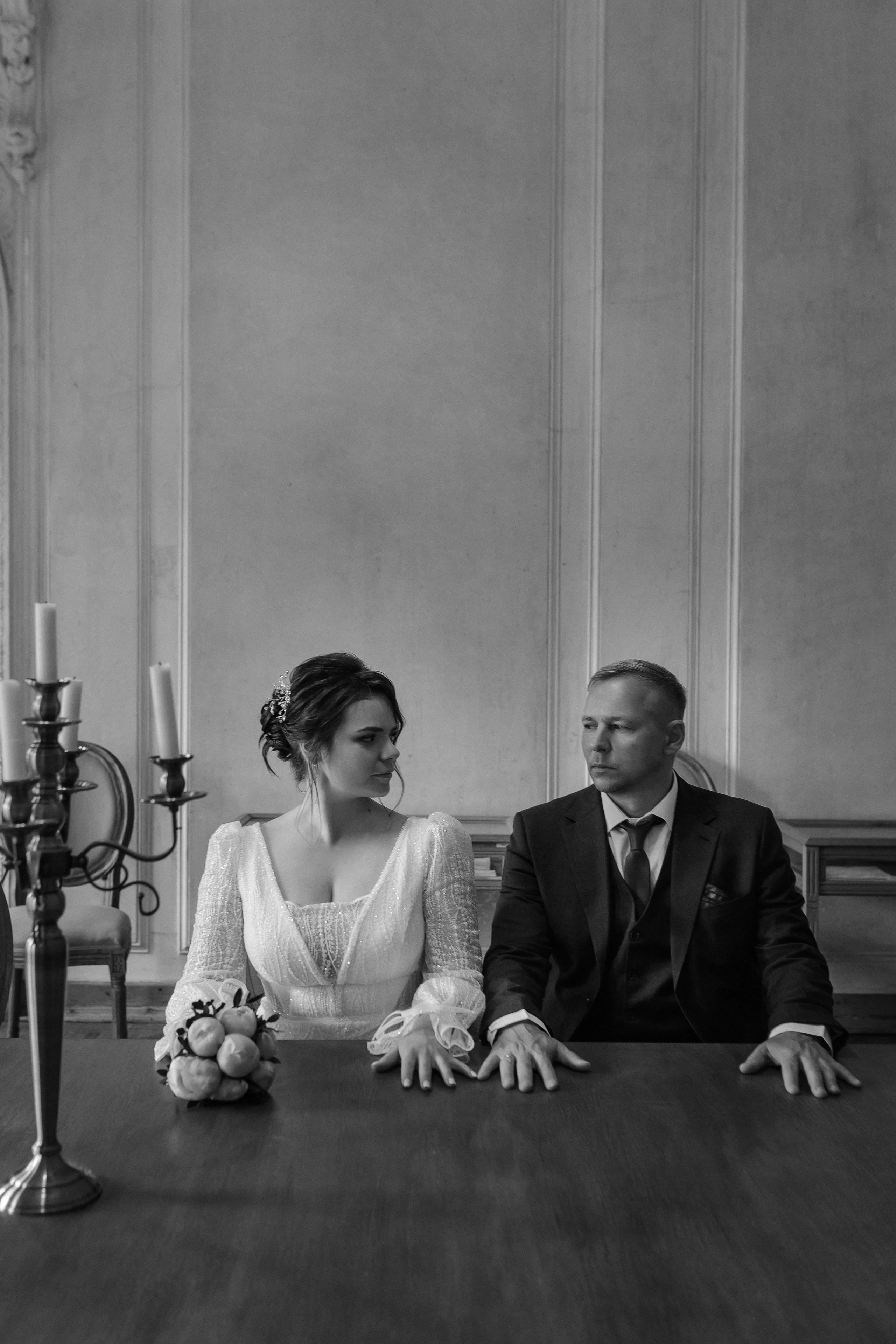 Свадебная фотосессия в Пушкинской библиотеке. Фото Радости. Свадебный и семейный фотограф в Москве Юлия Самойлова