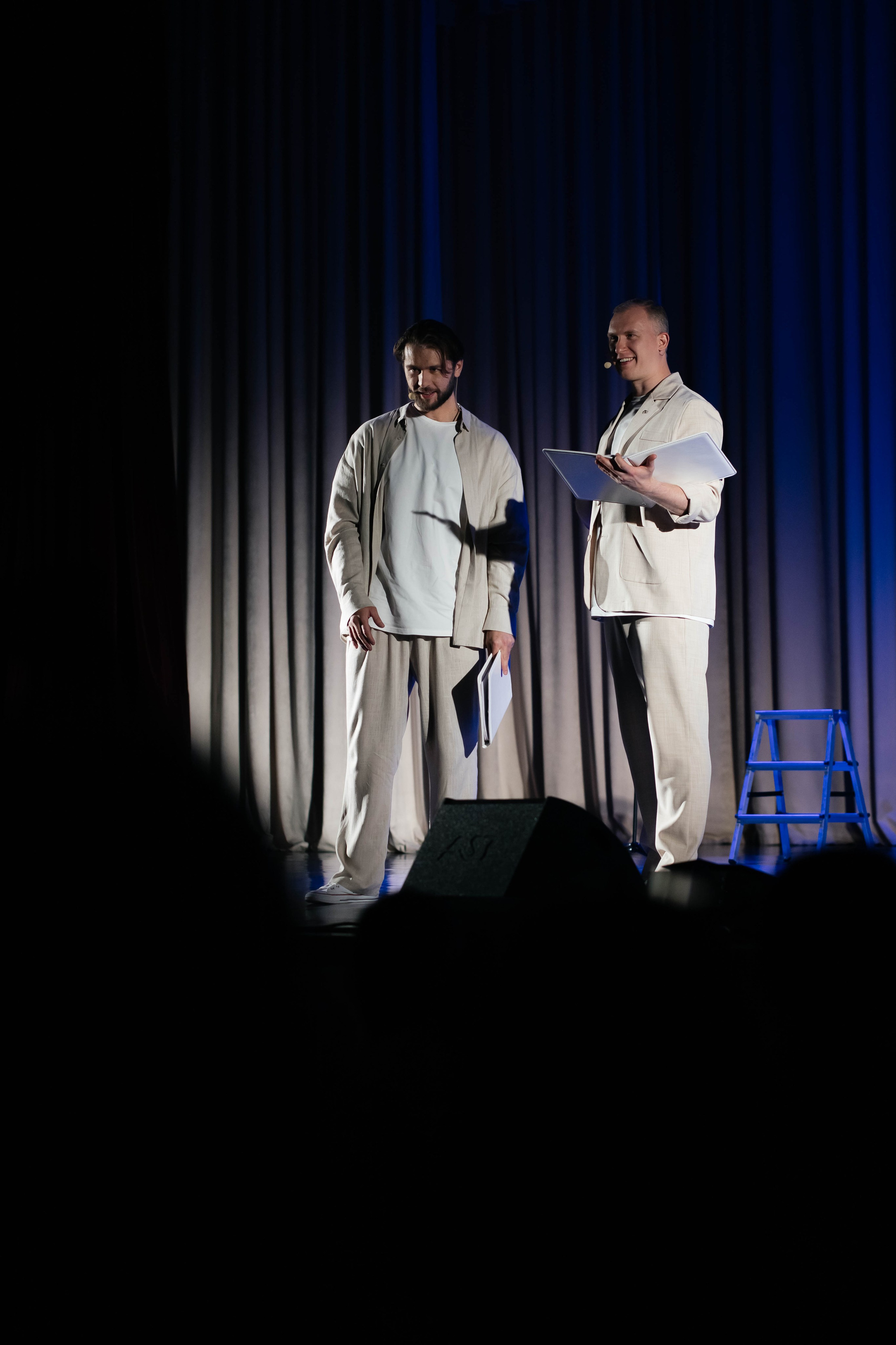 НИТЬЯ " В объятьях неба». Женский фотограф в Оренбурге Ирина Заводчикова